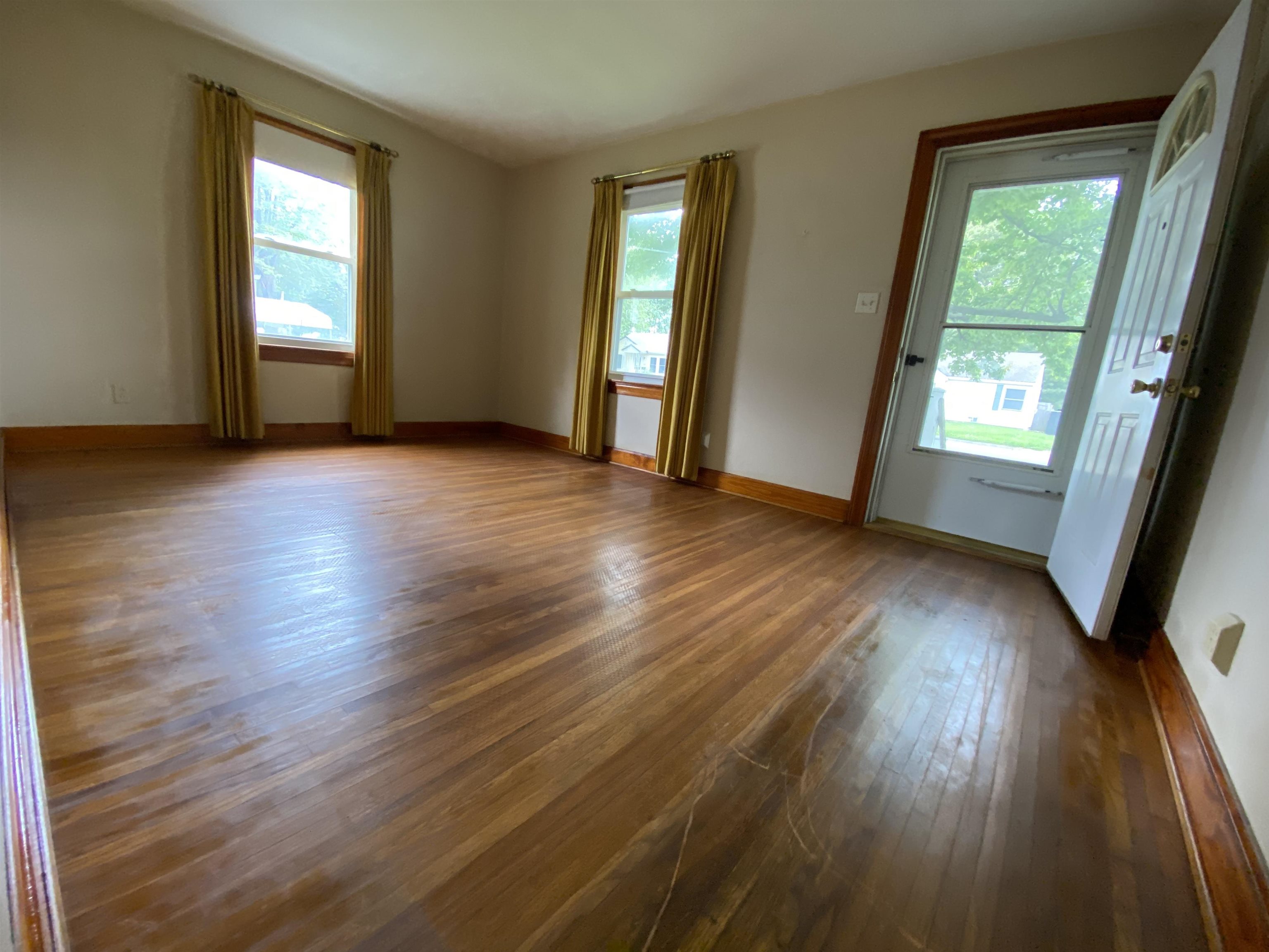 3113 St. Ann Street, Owensboro, Kentucky 42303, 2 Bedrooms Bedrooms, ,1 BathroomBathrooms,Single Family Residence,For Sale,St. Ann Street,89665