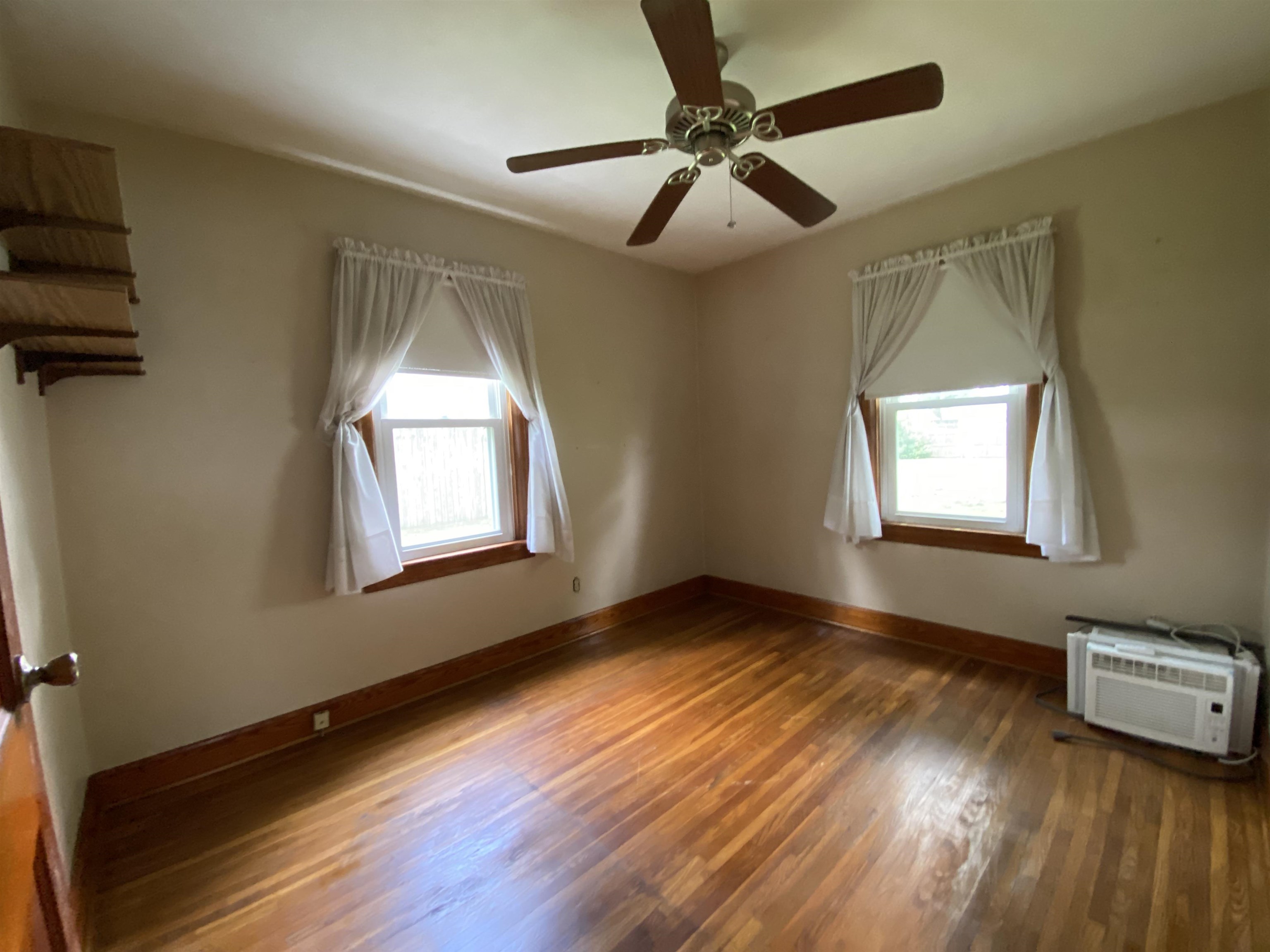 3113 St. Ann Street, Owensboro, Kentucky 42303, 2 Bedrooms Bedrooms, ,1 BathroomBathrooms,Single Family Residence,For Sale,St. Ann Street,89665