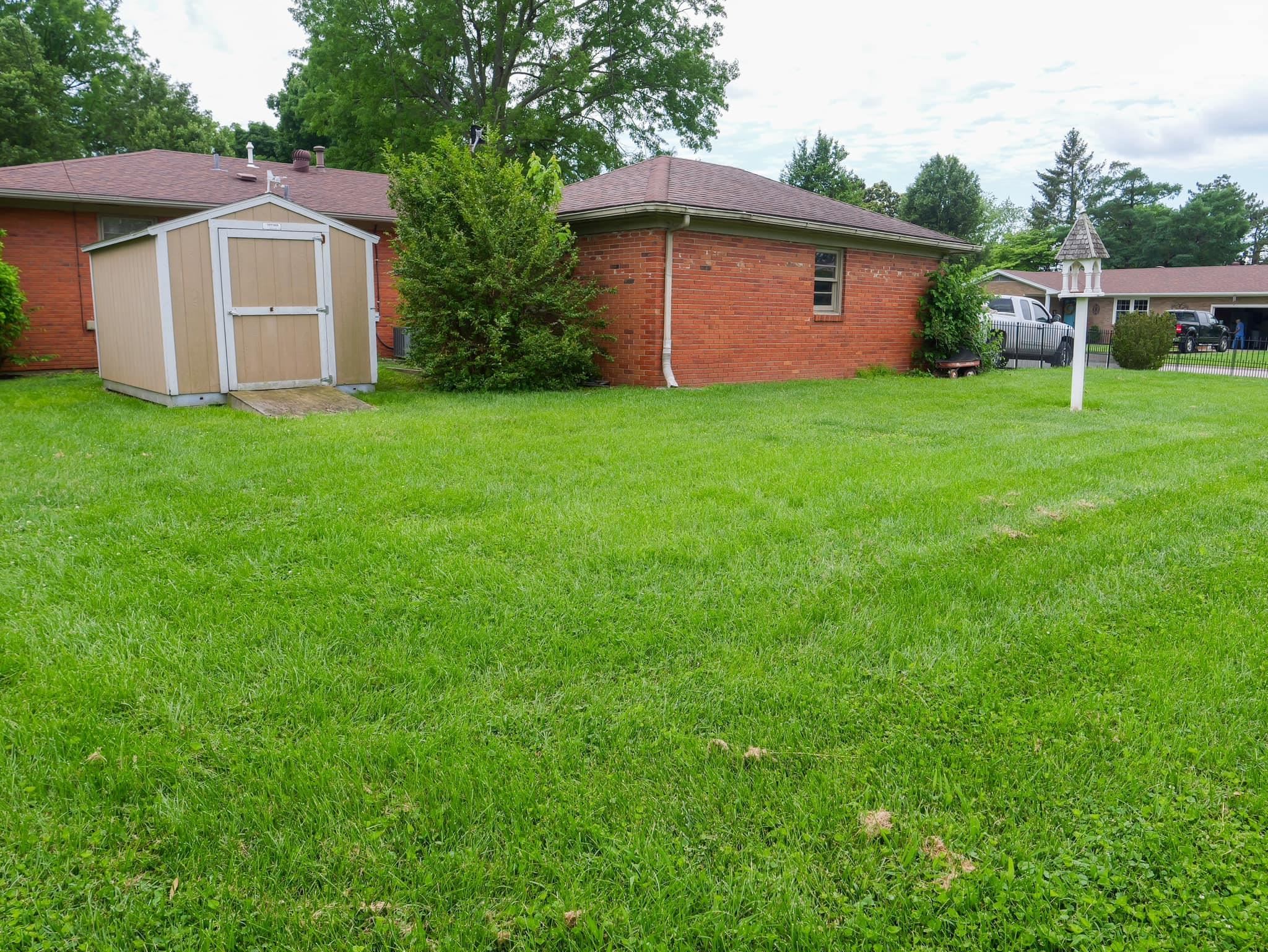 1745 College Dr, Owensboro, Kentucky 42301, 3 Bedrooms Bedrooms, ,2 BathroomsBathrooms,Single Family Residence,For Sale,College Dr,89667