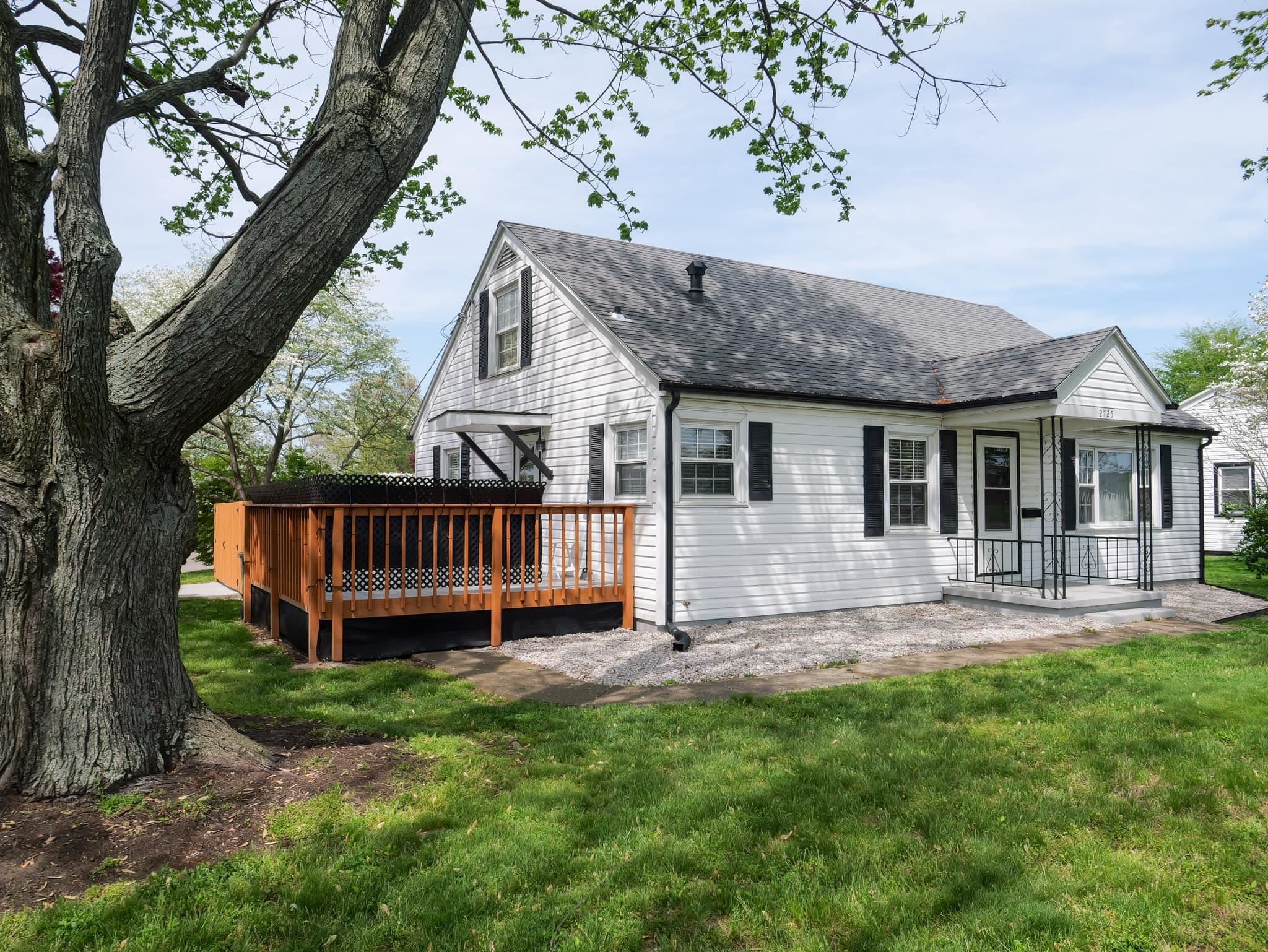 2725 Bittel Road, Owensboro, Kentucky 42301, 2 Bedrooms Bedrooms, ,1 BathroomBathrooms,Single Family Residence,For Sale,Bittel Road,89668
