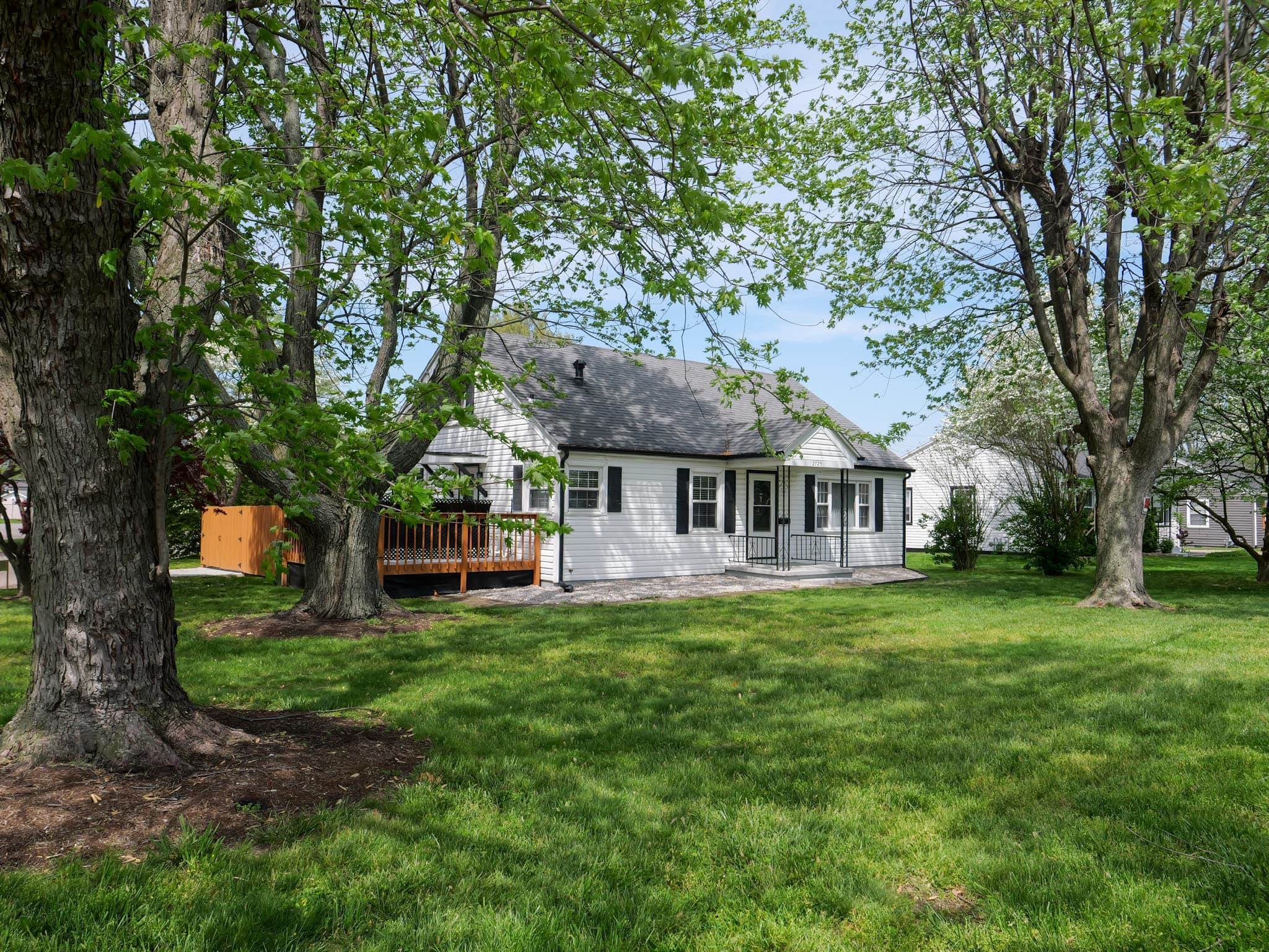 2725 Bittel Road, Owensboro, Kentucky 42301, 2 Bedrooms Bedrooms, ,1 BathroomBathrooms,Single Family Residence,For Sale,Bittel Road,89668