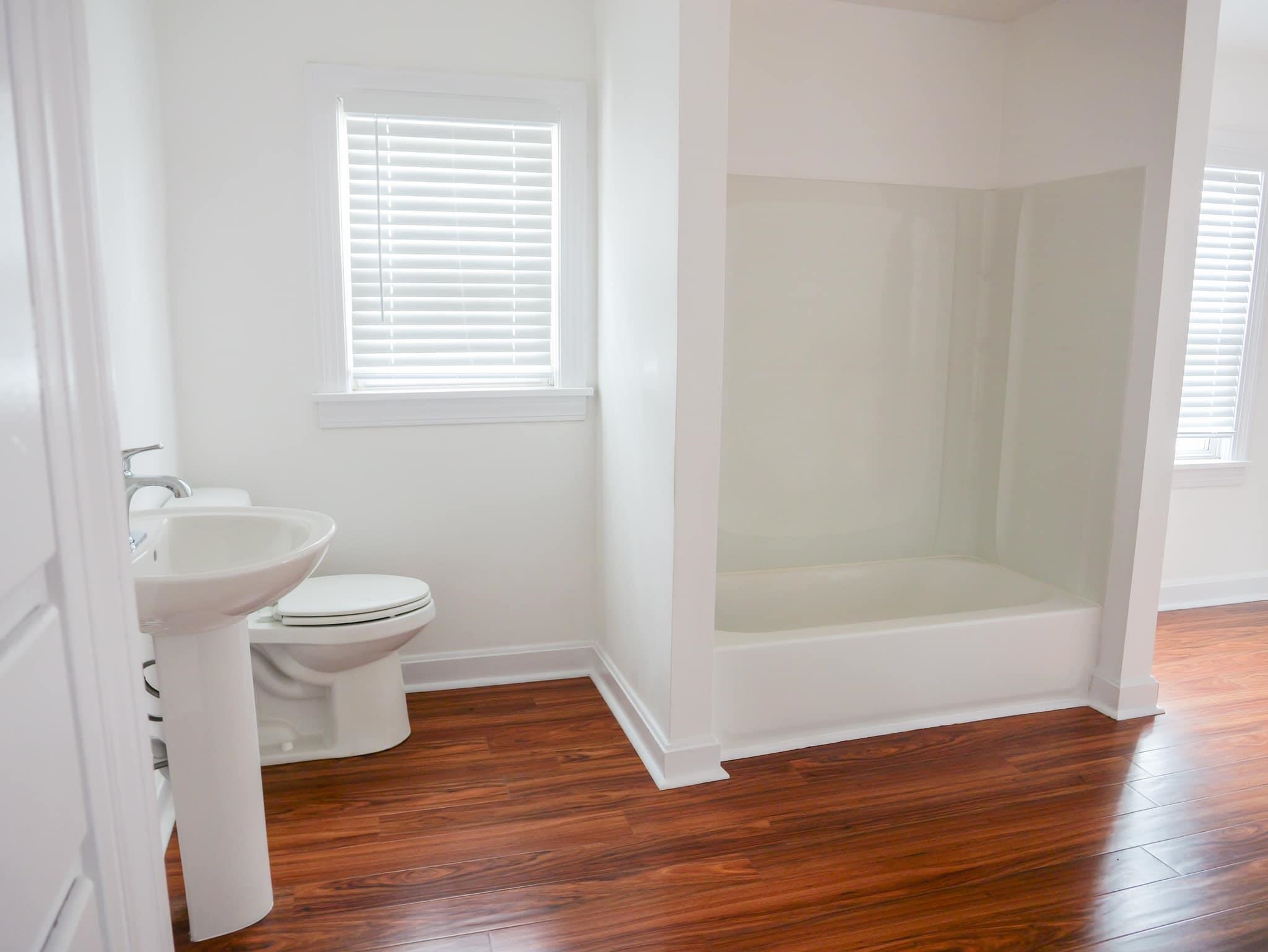 2725 Bittel Road, Owensboro, Kentucky 42301, 2 Bedrooms Bedrooms, ,1 BathroomBathrooms,Single Family Residence,For Sale,Bittel Road,89668