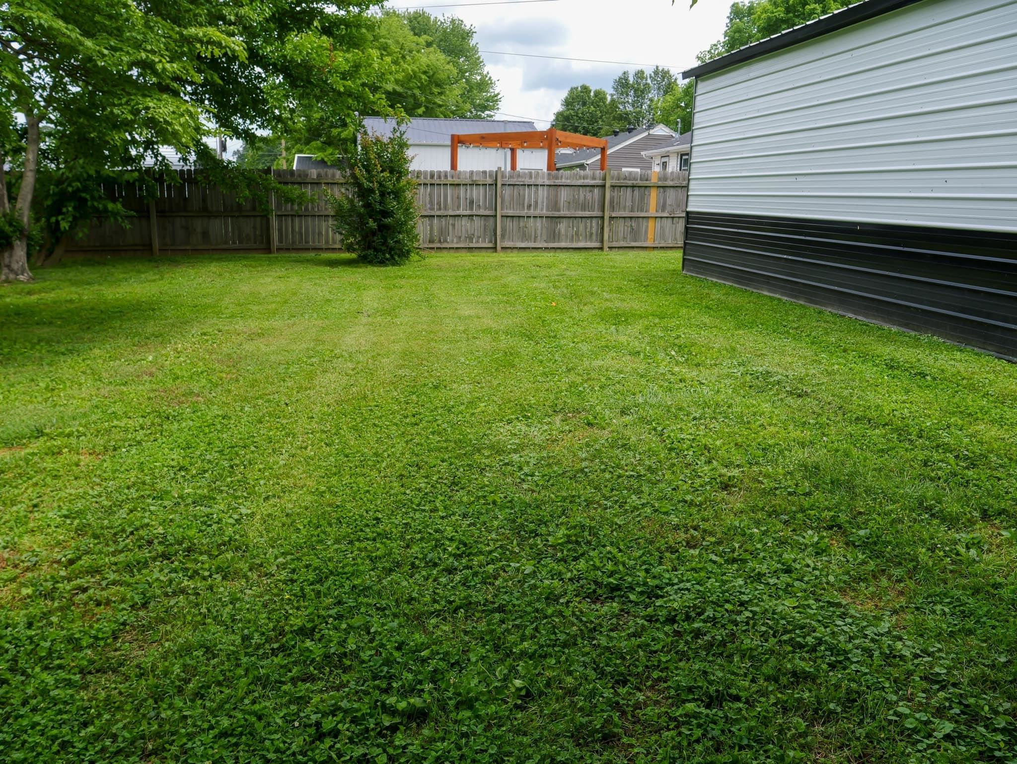 2725 Bittel Road, Owensboro, Kentucky 42301, 2 Bedrooms Bedrooms, ,1 BathroomBathrooms,Single Family Residence,For Sale,Bittel Road,89668