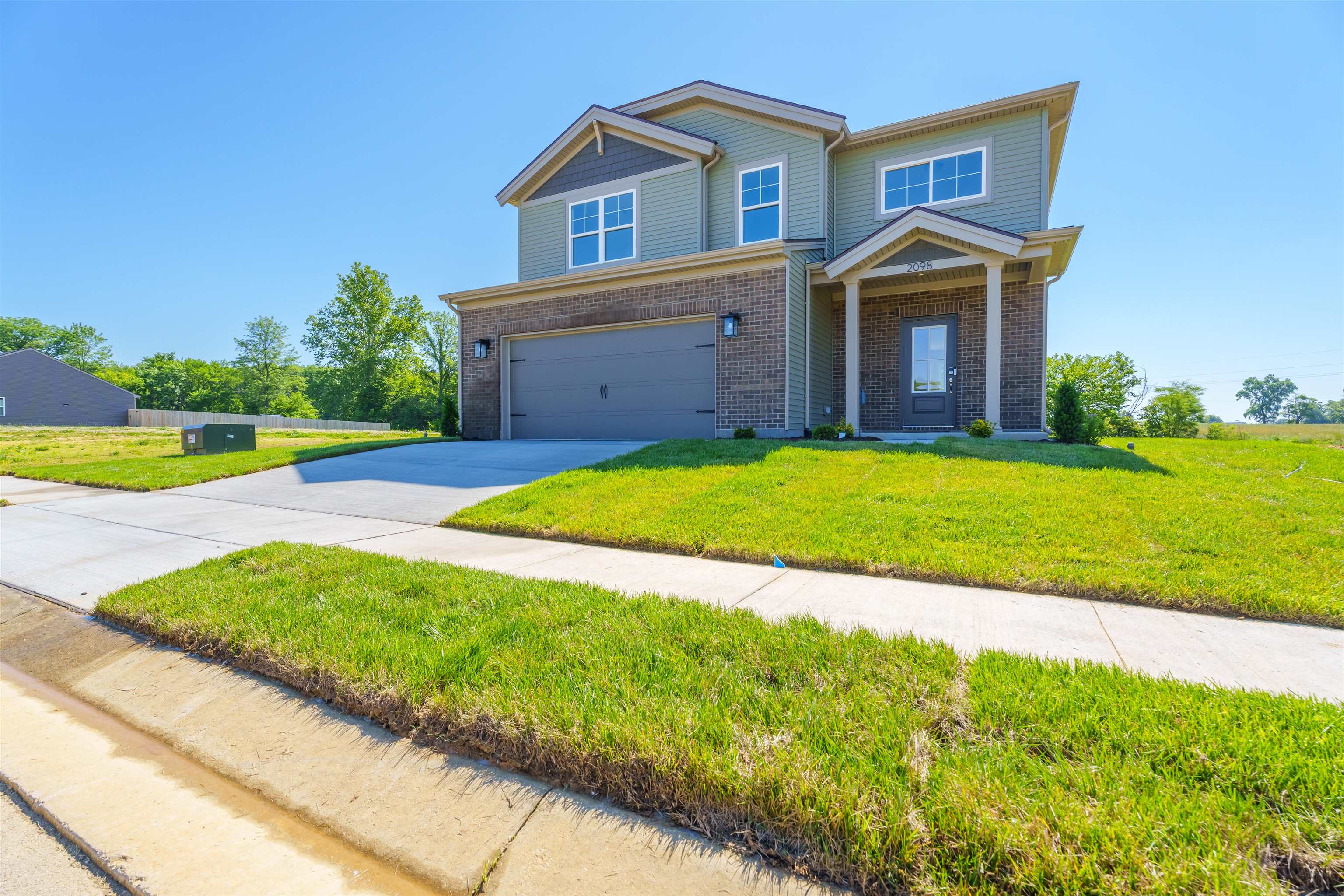 2098 Pebble Wood Dr, Owensboro, Kentucky 42303, 4 Bedrooms Bedrooms, ,2 BathroomsBathrooms,Single Family Residence,For Sale,Pebble Wood Dr,89673