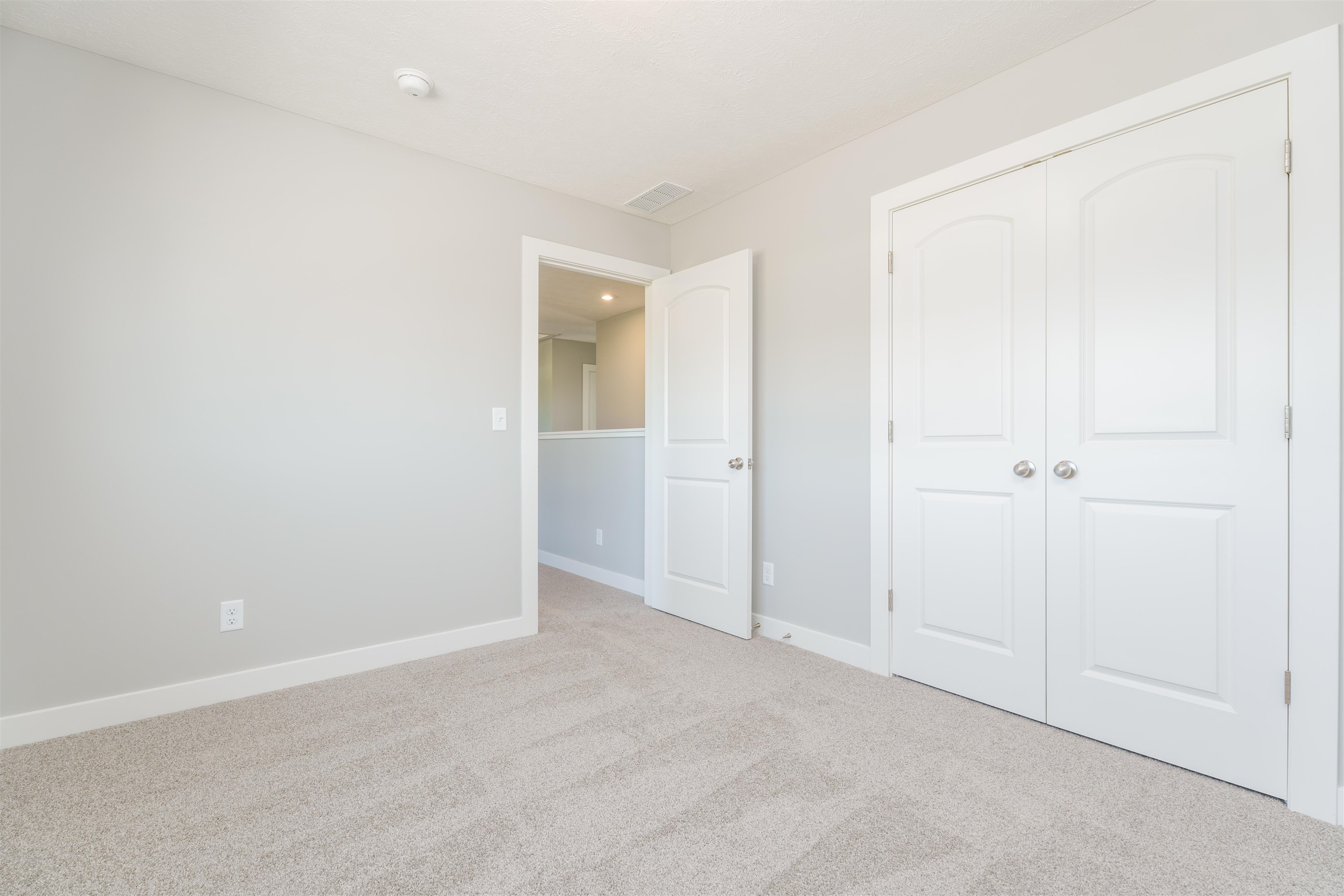 2098 Pebble Wood Dr, Owensboro, Kentucky 42303, 4 Bedrooms Bedrooms, ,2 BathroomsBathrooms,Single Family Residence,For Sale,Pebble Wood Dr,89673