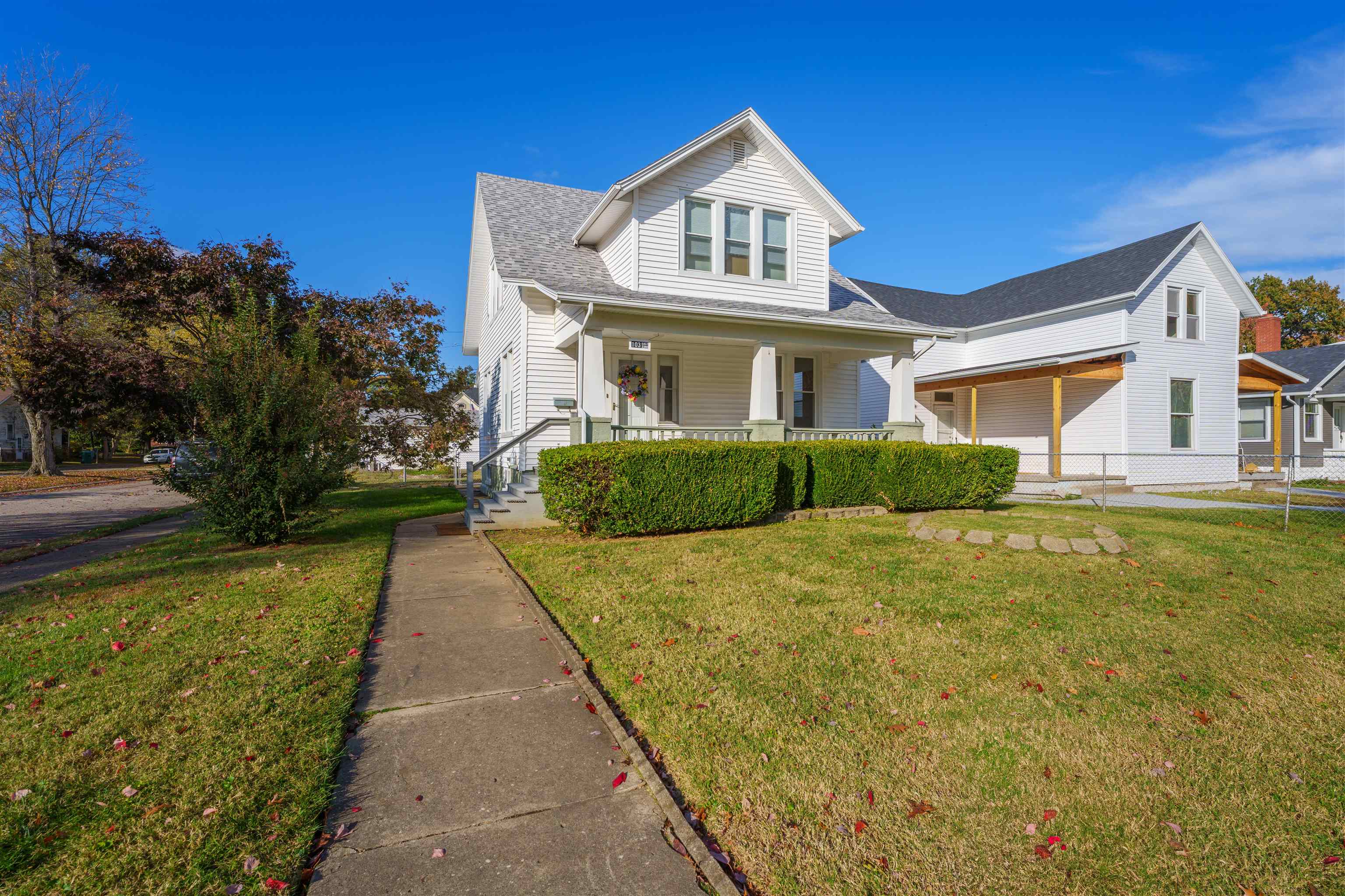 103 22nd Street, Owensboro, Kentucky 42303, 3 Bedrooms Bedrooms, ,2 BathroomsBathrooms,Single Family Residence,For Sale,22nd Street,89676