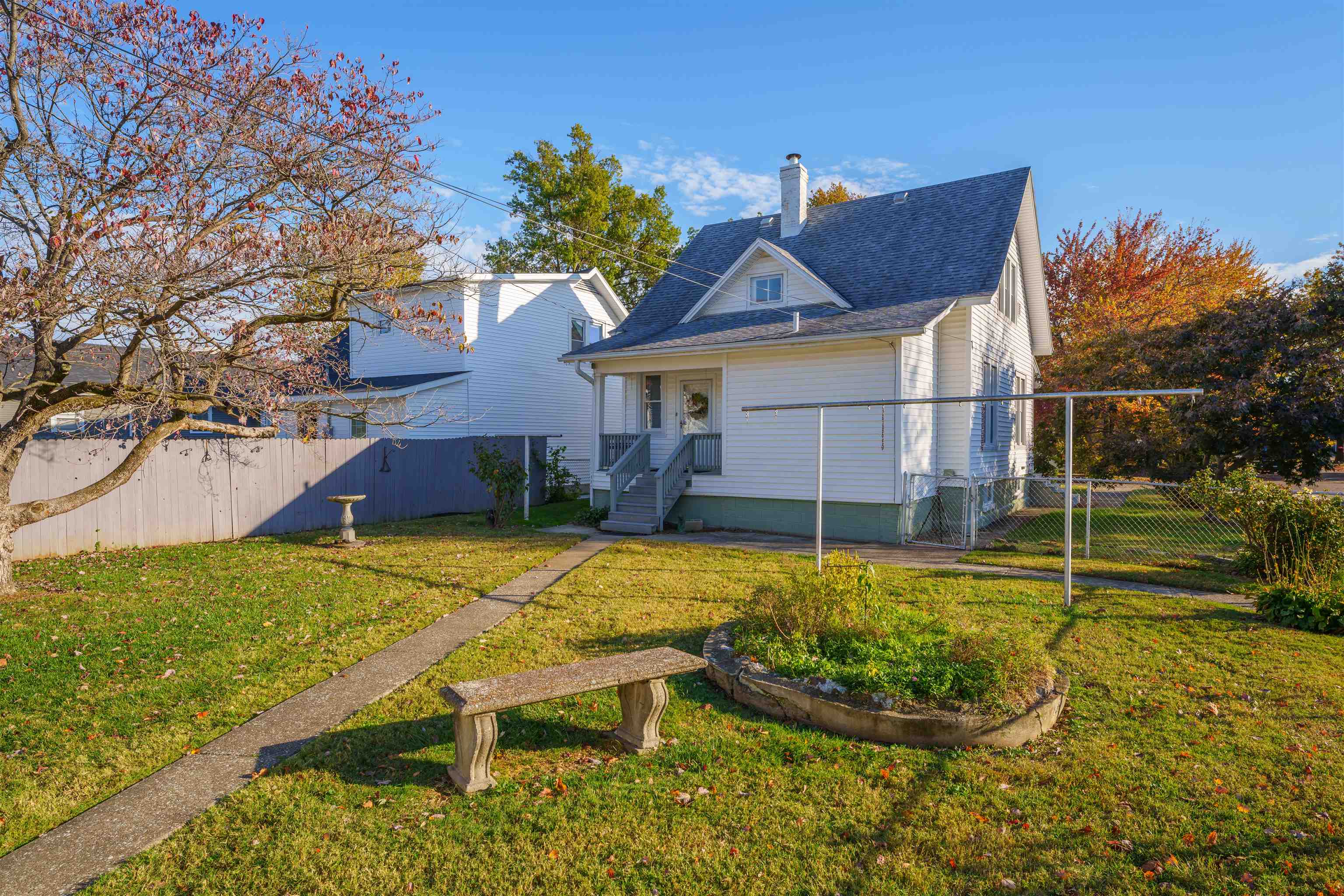 103 22nd Street, Owensboro, Kentucky 42303, 3 Bedrooms Bedrooms, ,2 BathroomsBathrooms,Single Family Residence,For Sale,22nd Street,89676