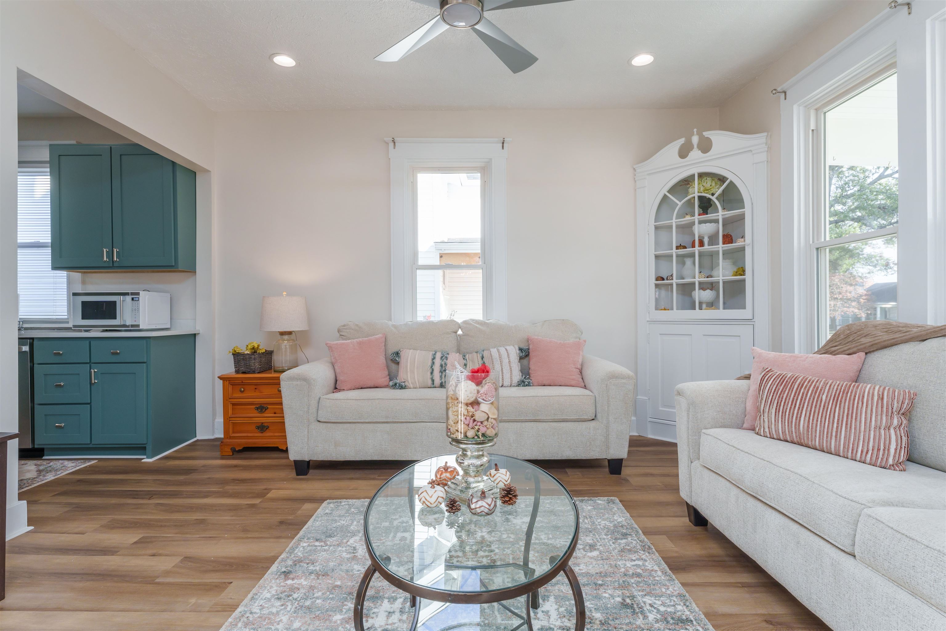 103 22nd Street, Owensboro, Kentucky 42303, 3 Bedrooms Bedrooms, ,2 BathroomsBathrooms,Single Family Residence,For Sale,22nd Street,89676