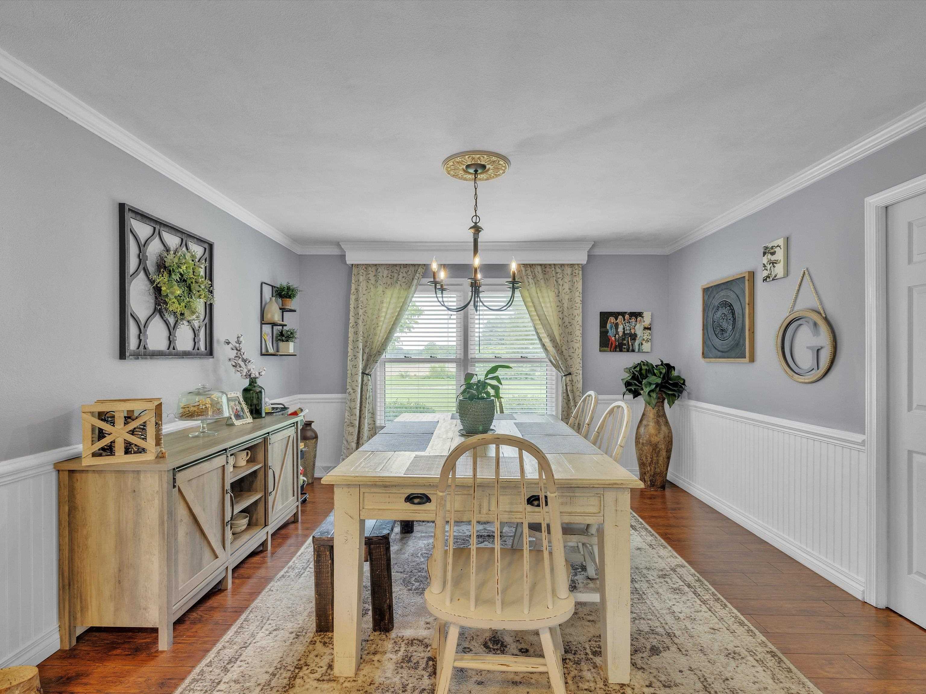 8960 U.S. Highway 231, Utica, Kentucky 42376, 5 Bedrooms Bedrooms, ,3 BathroomsBathrooms,Single Family Residence,For Sale,U.S. Highway 231,89678