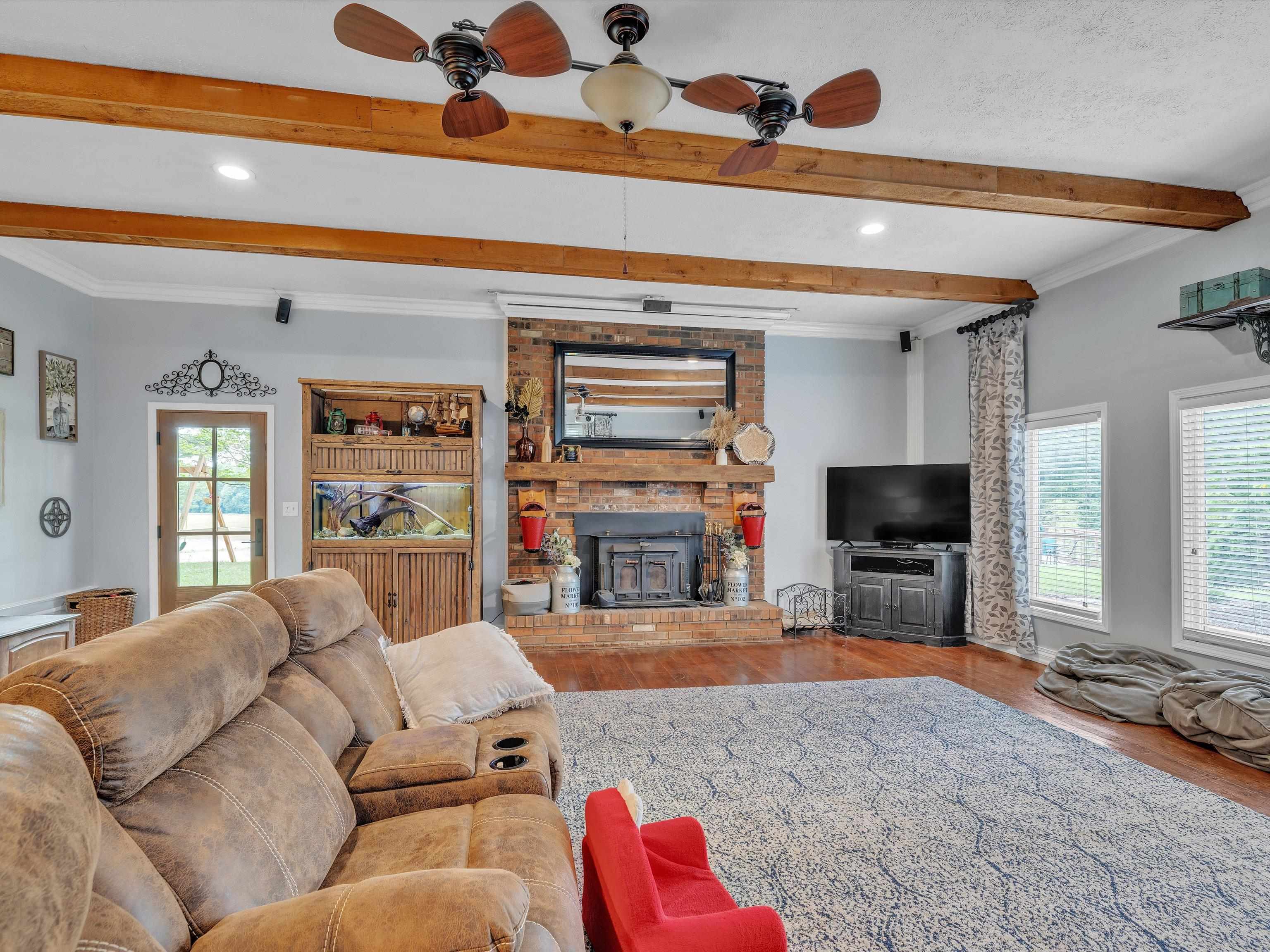 8960 U.S. Highway 231, Utica, Kentucky 42376, 5 Bedrooms Bedrooms, ,3 BathroomsBathrooms,Single Family Residence,For Sale,U.S. Highway 231,89678
