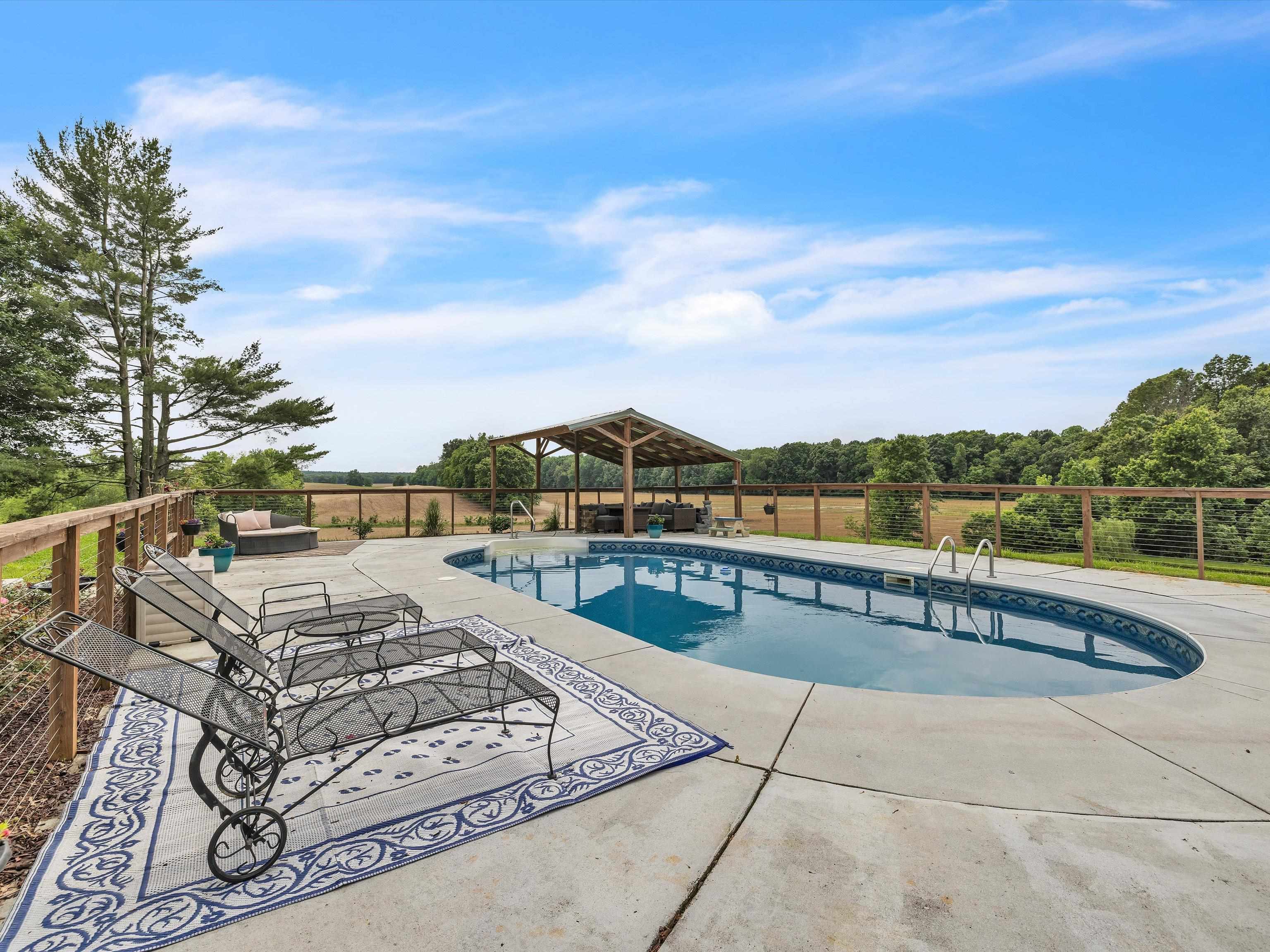 8960 U.S. Highway 231, Utica, Kentucky 42376, 5 Bedrooms Bedrooms, ,3 BathroomsBathrooms,Single Family Residence,For Sale,U.S. Highway 231,89678
