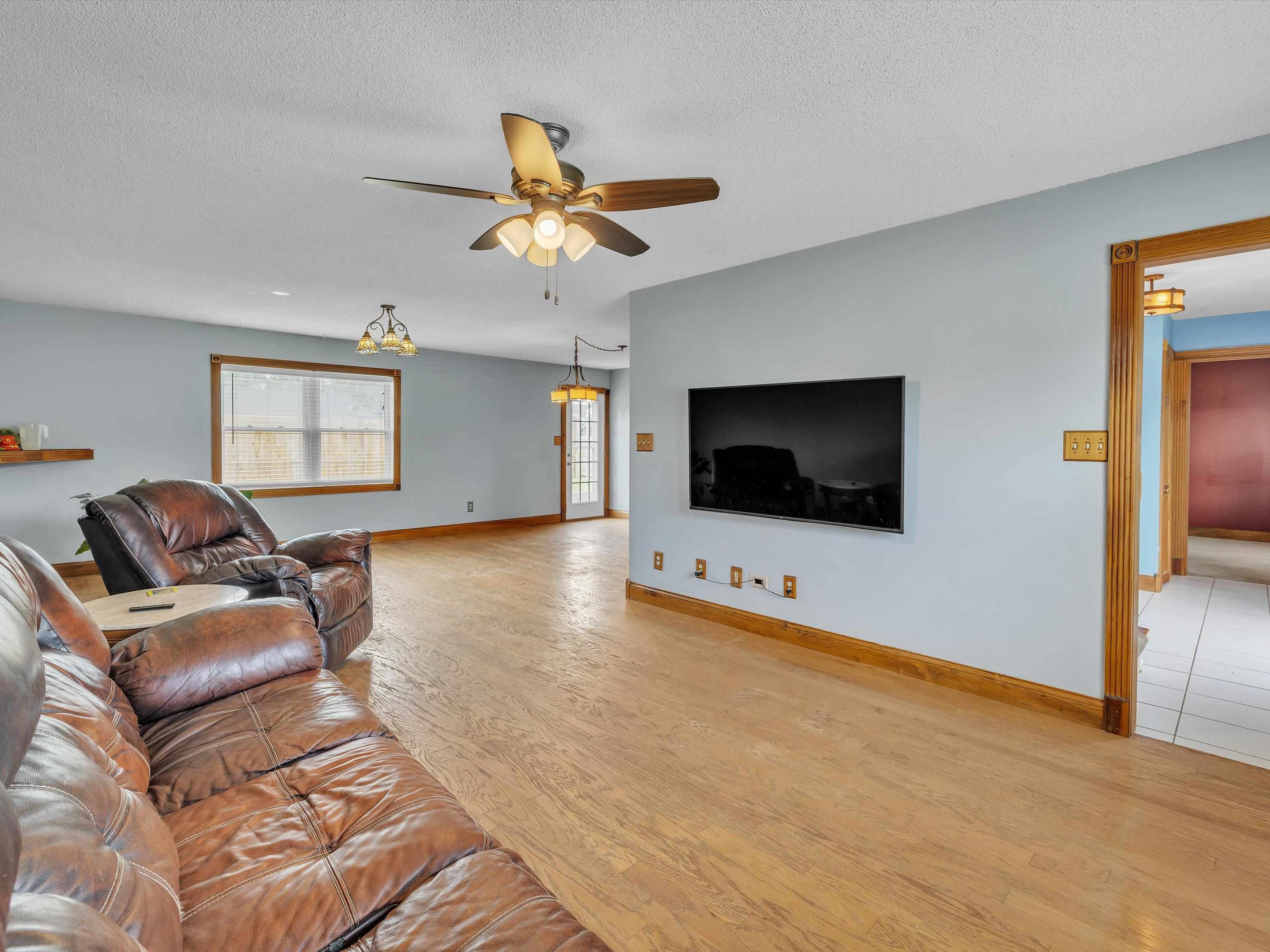 2320 CHATEAUGAY LP, Owensboro, Kentucky 42301, 4 Bedrooms Bedrooms, ,2 BathroomsBathrooms,Single Family Residence,For Sale,CHATEAUGAY LP,89679