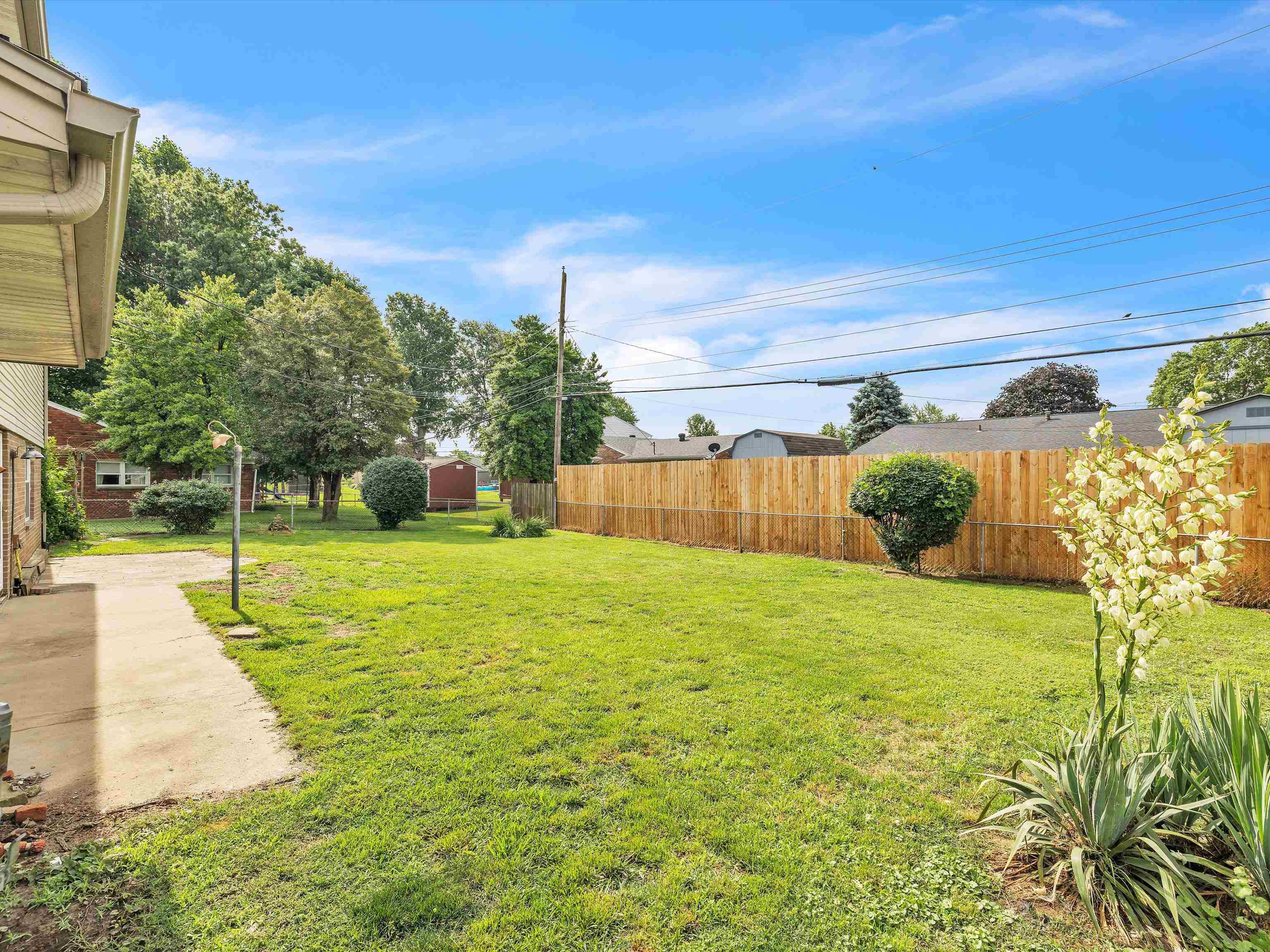 2320 CHATEAUGAY LP, Owensboro, Kentucky 42301, 4 Bedrooms Bedrooms, ,2 BathroomsBathrooms,Single Family Residence,For Sale,CHATEAUGAY LP,89679
