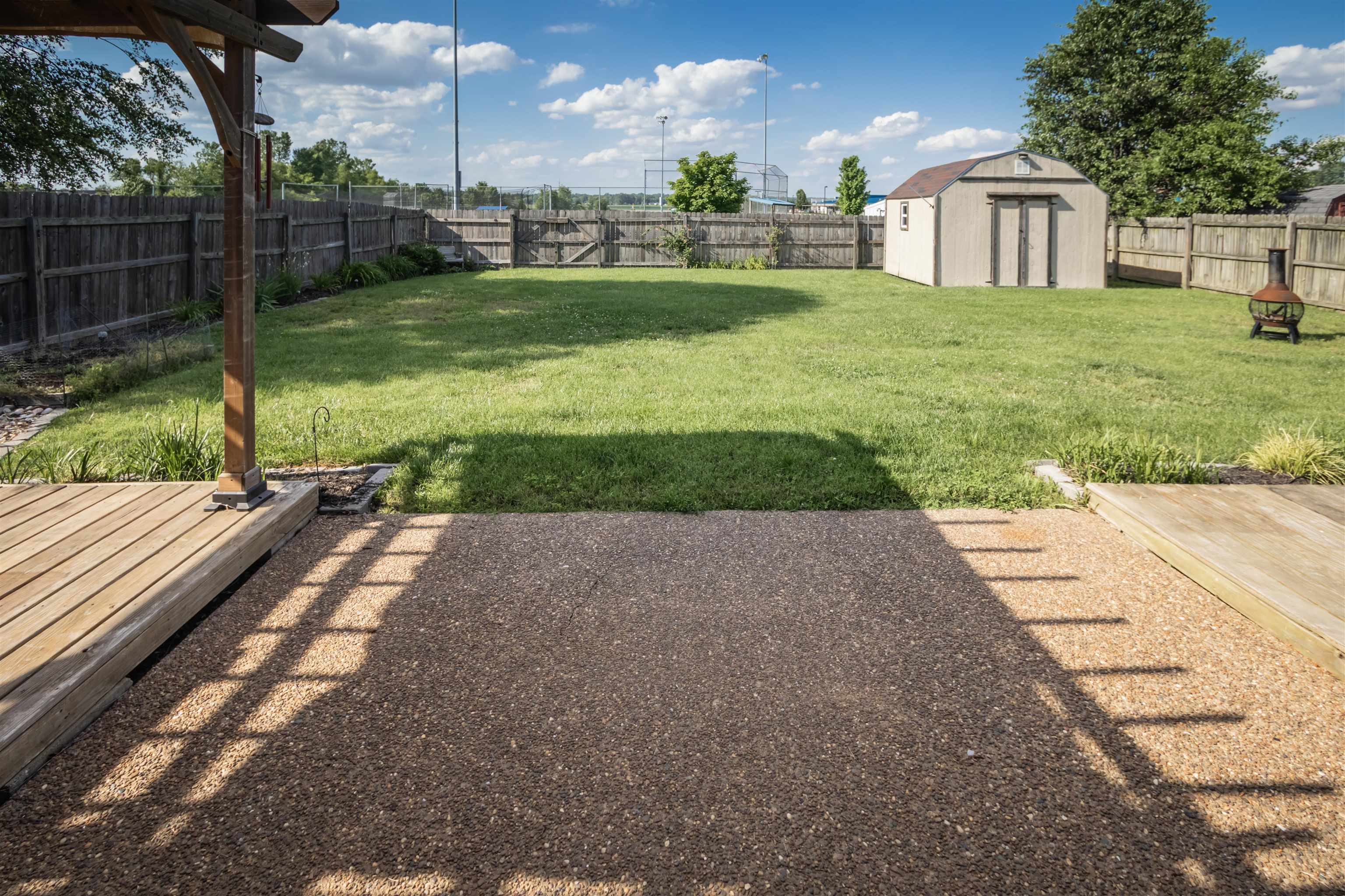 5373 Meadow Run Dr, Owensboro, Kentucky 42301, 3 Bedrooms Bedrooms, ,2 BathroomsBathrooms,Single Family Residence,For Sale,Meadow Run Dr,89684