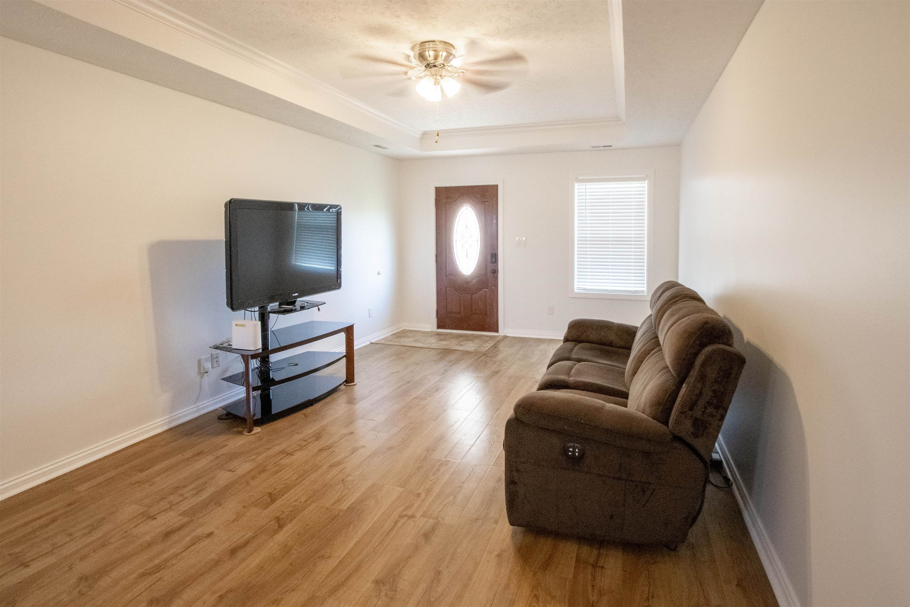 5373 Meadow Run Dr, Owensboro, Kentucky 42301, 3 Bedrooms Bedrooms, ,2 BathroomsBathrooms,Single Family Residence,For Sale,Meadow Run Dr,89684