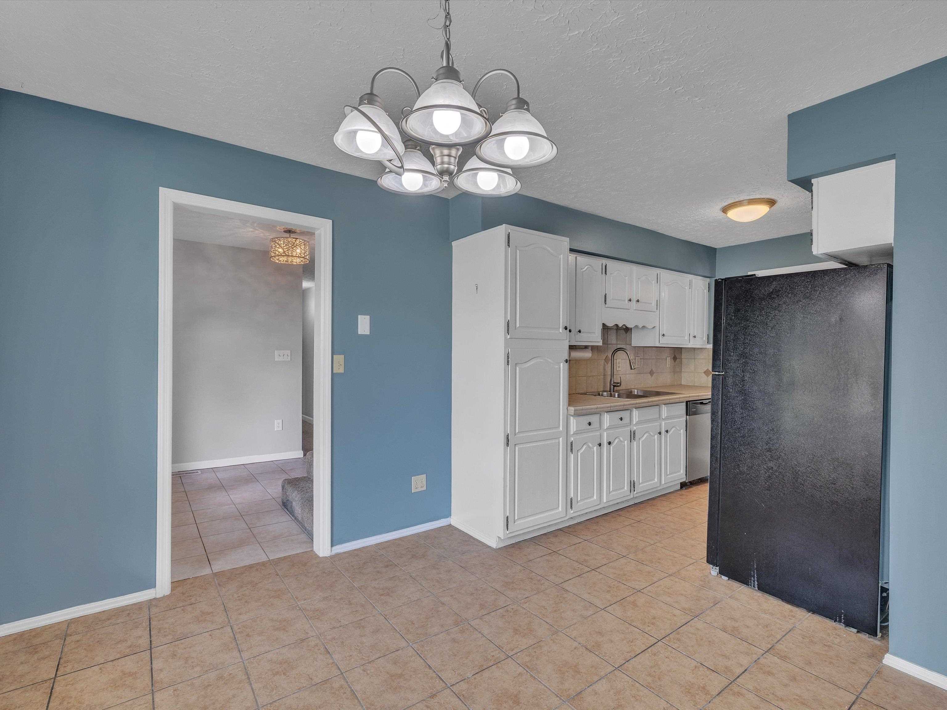 341 Westfield Lane, Henderson, Kentucky 42420, 3 Bedrooms Bedrooms, ,2 BathroomsBathrooms,Single Family Residence,For Sale,Westfield Lane,89693