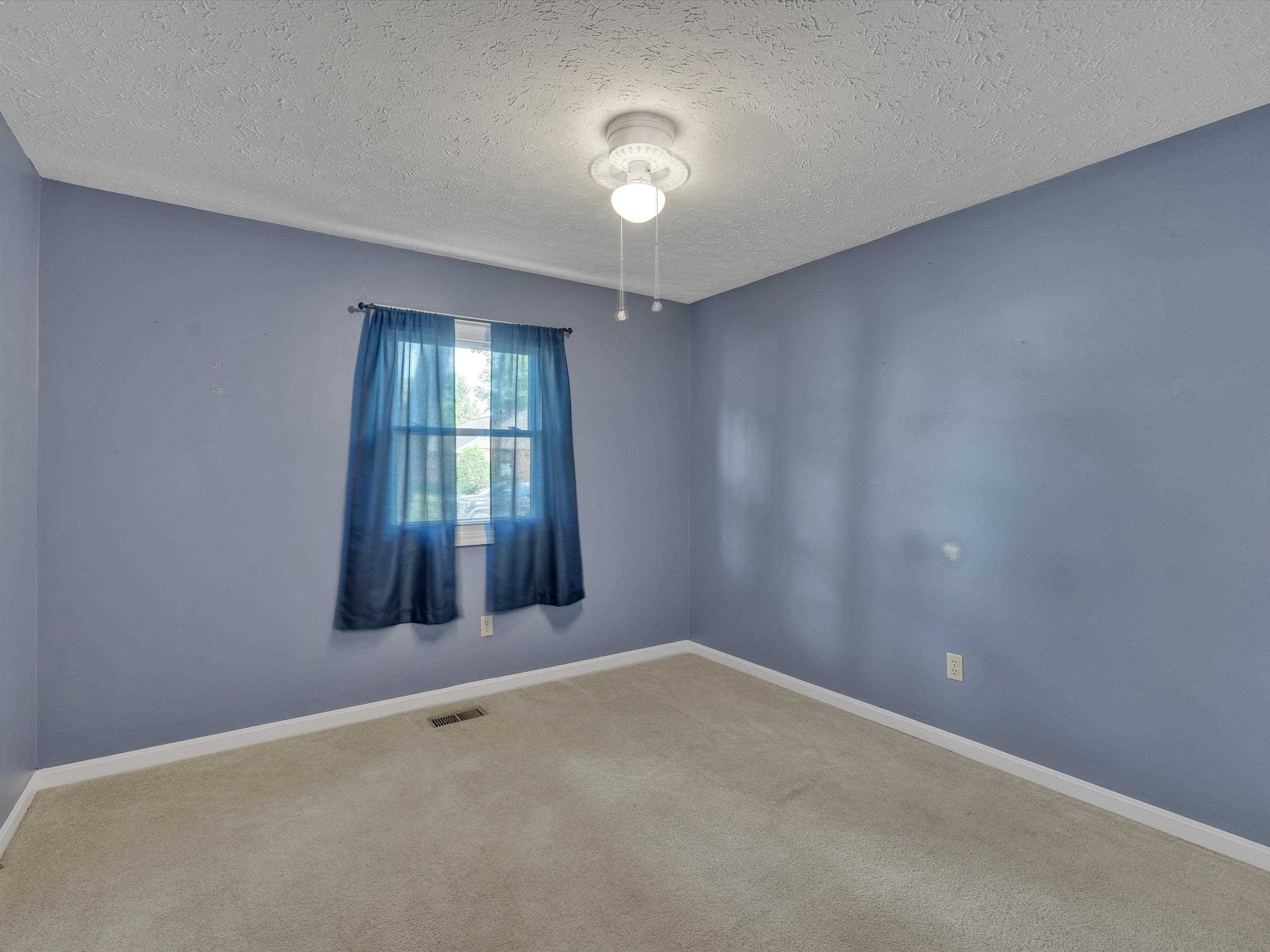 341 Westfield Lane, Henderson, Kentucky 42420, 3 Bedrooms Bedrooms, ,2 BathroomsBathrooms,Single Family Residence,For Sale,Westfield Lane,89693