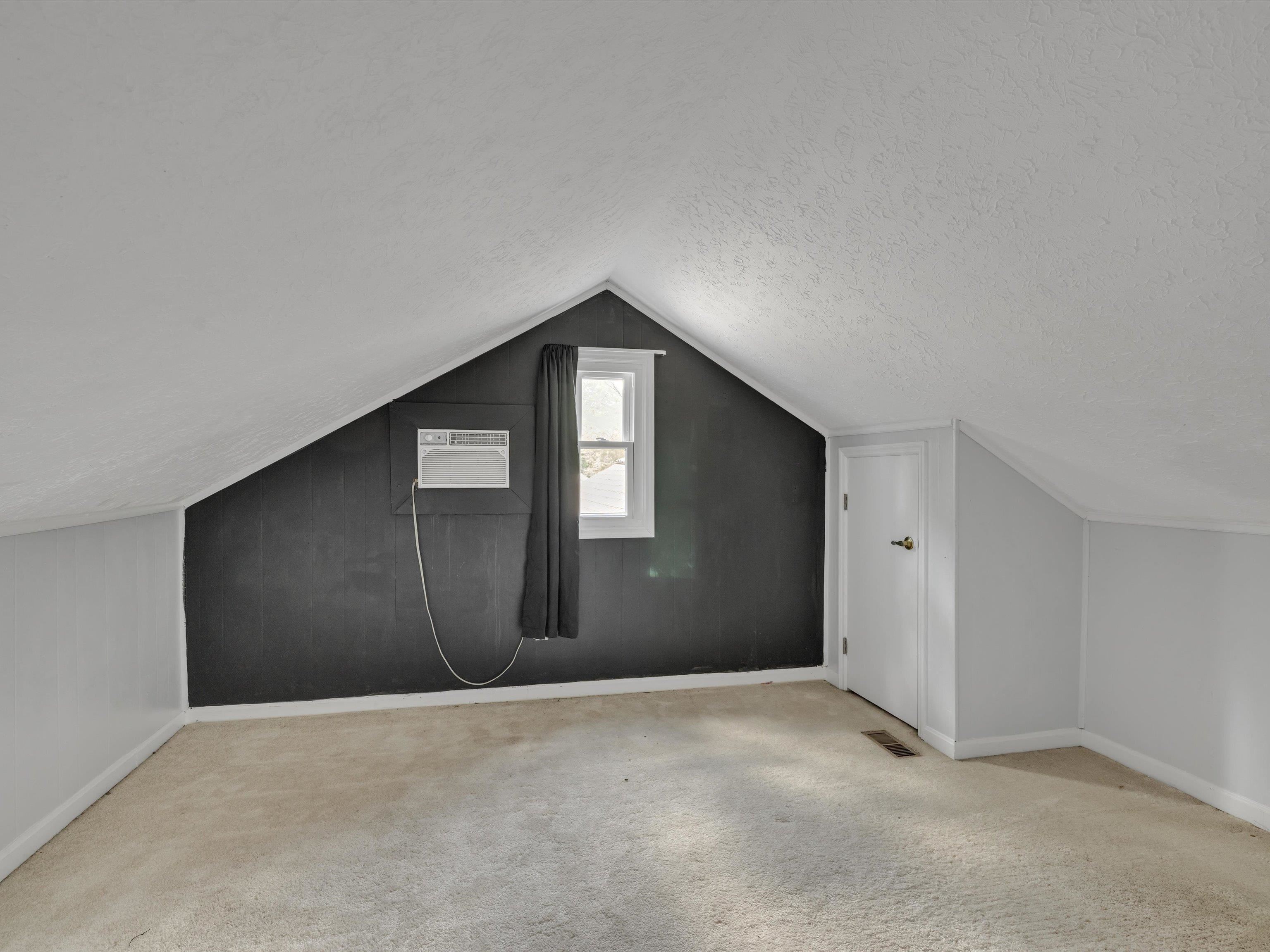 341 Westfield Lane, Henderson, Kentucky 42420, 3 Bedrooms Bedrooms, ,2 BathroomsBathrooms,Single Family Residence,For Sale,Westfield Lane,89693
