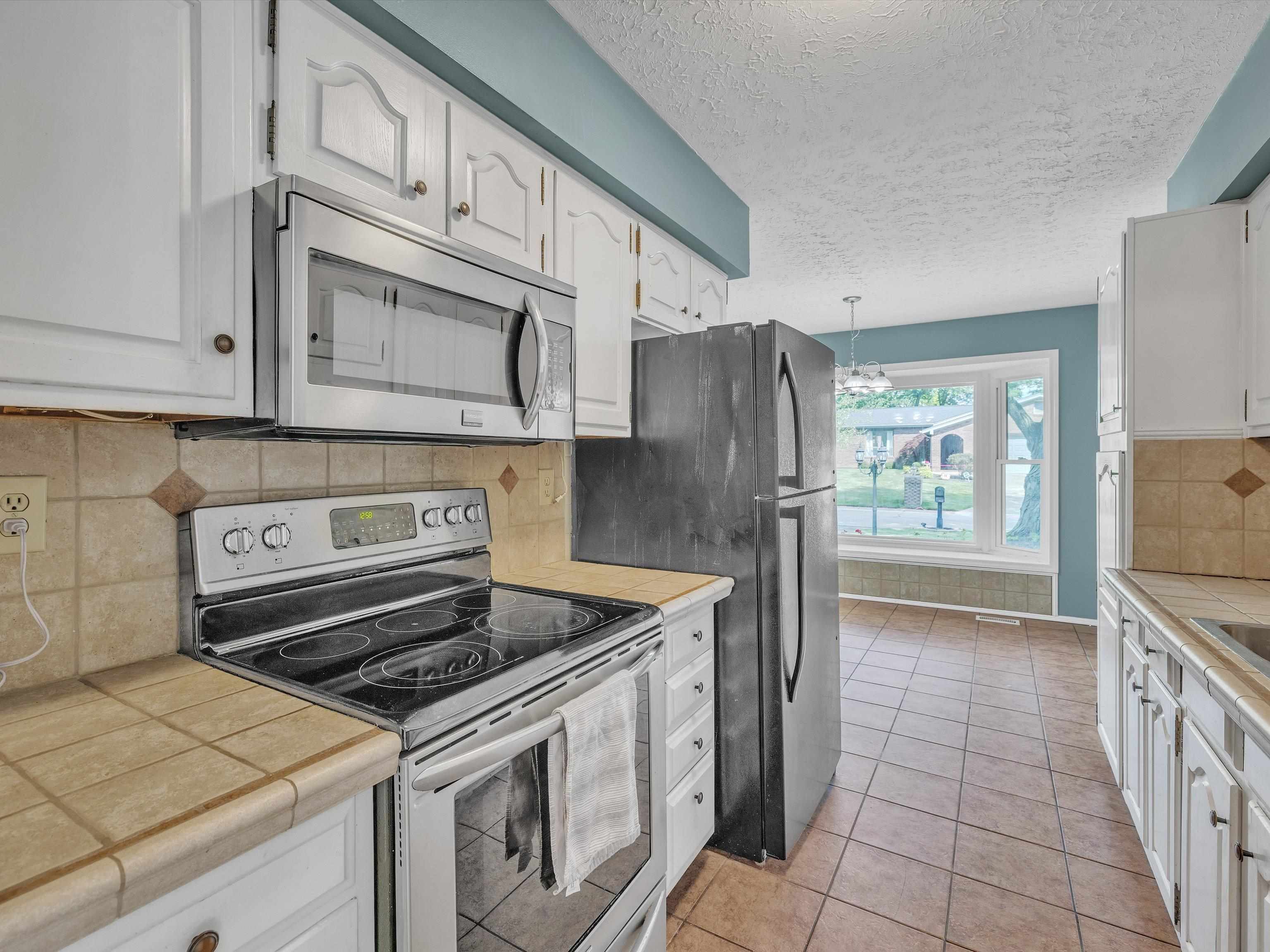 341 Westfield Lane, Henderson, Kentucky 42420, 3 Bedrooms Bedrooms, ,2 BathroomsBathrooms,Single Family Residence,For Sale,Westfield Lane,89693