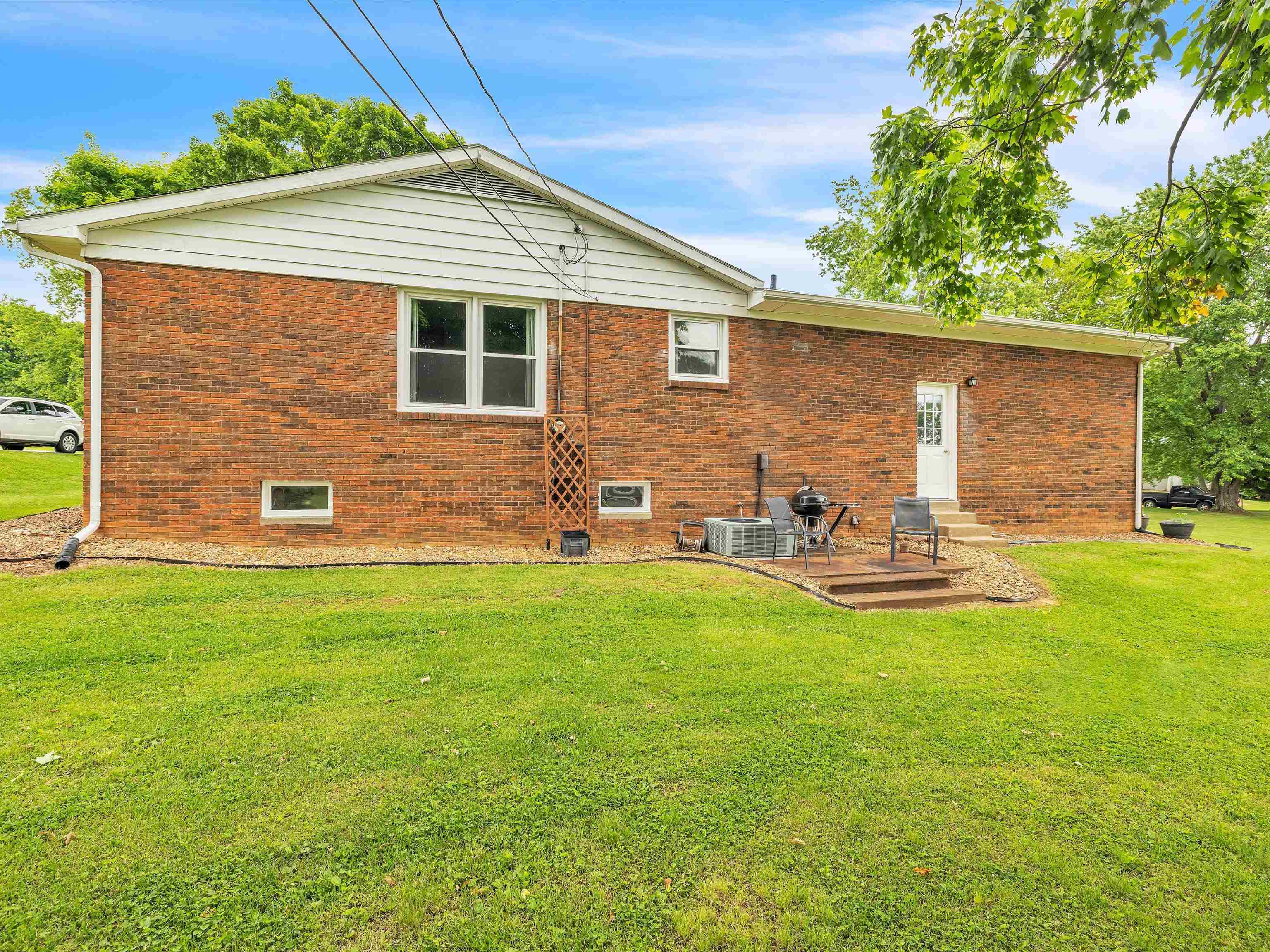 135 Donna Lou Lane, Hawesville, Kentucky 42348, 3 Bedrooms Bedrooms, ,2 BathroomsBathrooms,Single Family Residence,For Sale,Donna Lou Lane,89694