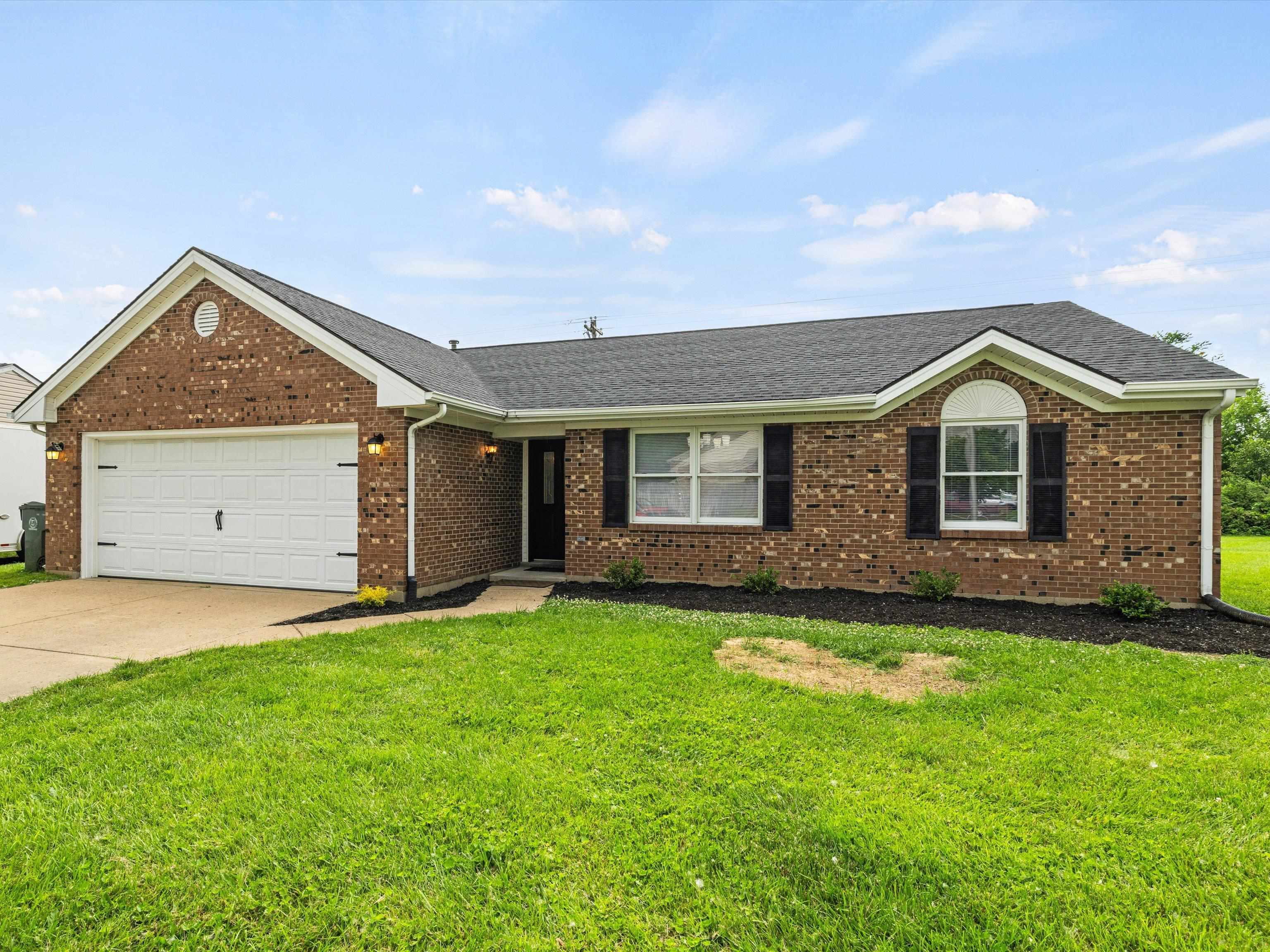 2447 Yewells Landing North, Owensboro, Kentucky 42303, 3 Bedrooms Bedrooms, ,2 BathroomsBathrooms,Single Family Residence,For Sale,Yewells Landing North,89699
