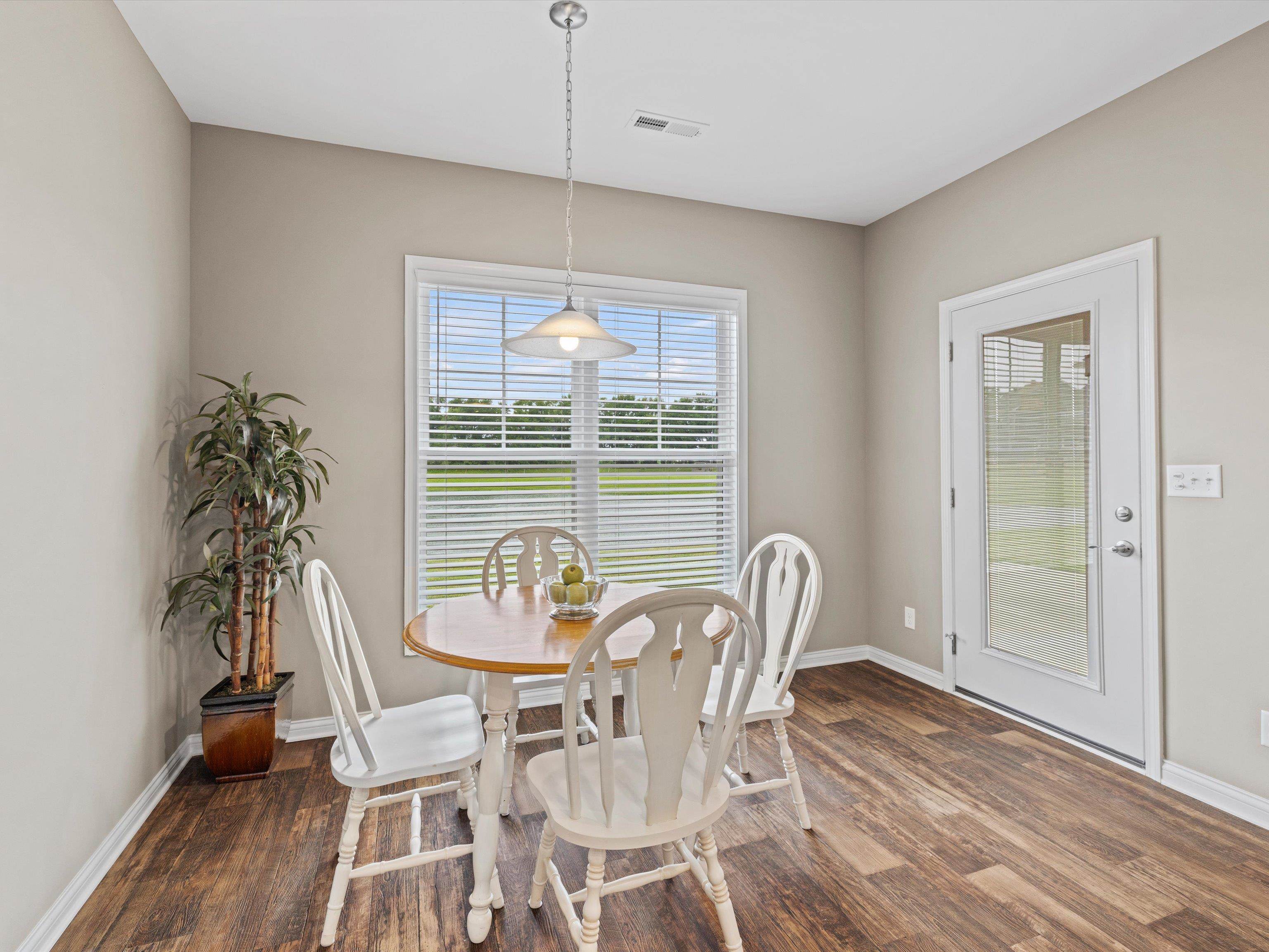 4025 Little Bluestem Drive, Owensboro, Kentucky 42303, 3 Bedrooms Bedrooms, ,2 BathroomsBathrooms,Single Family Residence,For Sale,Little Bluestem Drive,89700