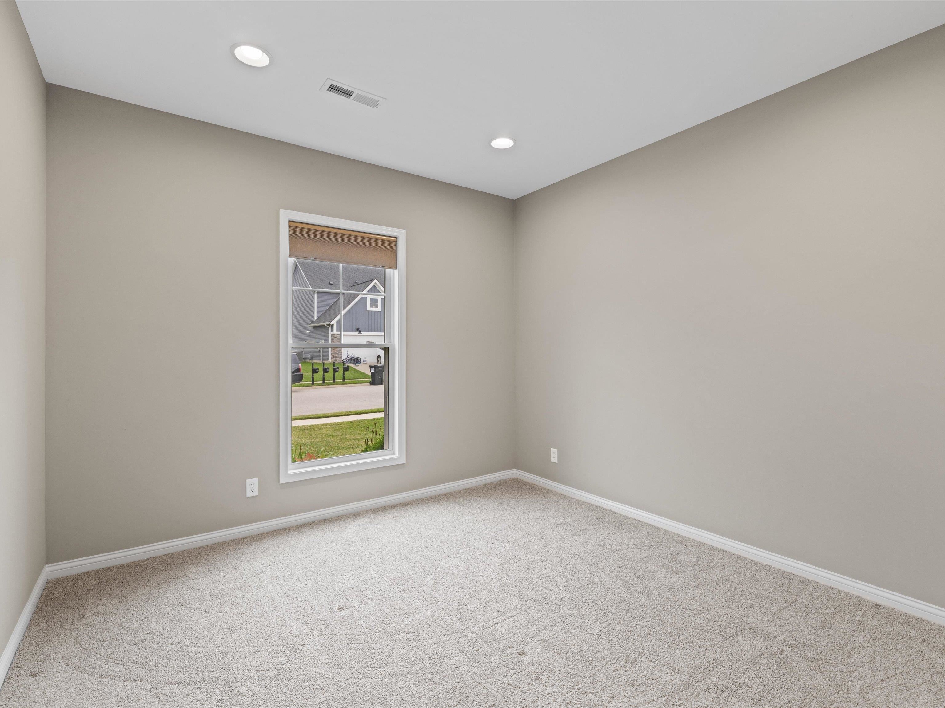 4025 Little Bluestem Drive, Owensboro, Kentucky 42303, 3 Bedrooms Bedrooms, ,2 BathroomsBathrooms,Single Family Residence,For Sale,Little Bluestem Drive,89700