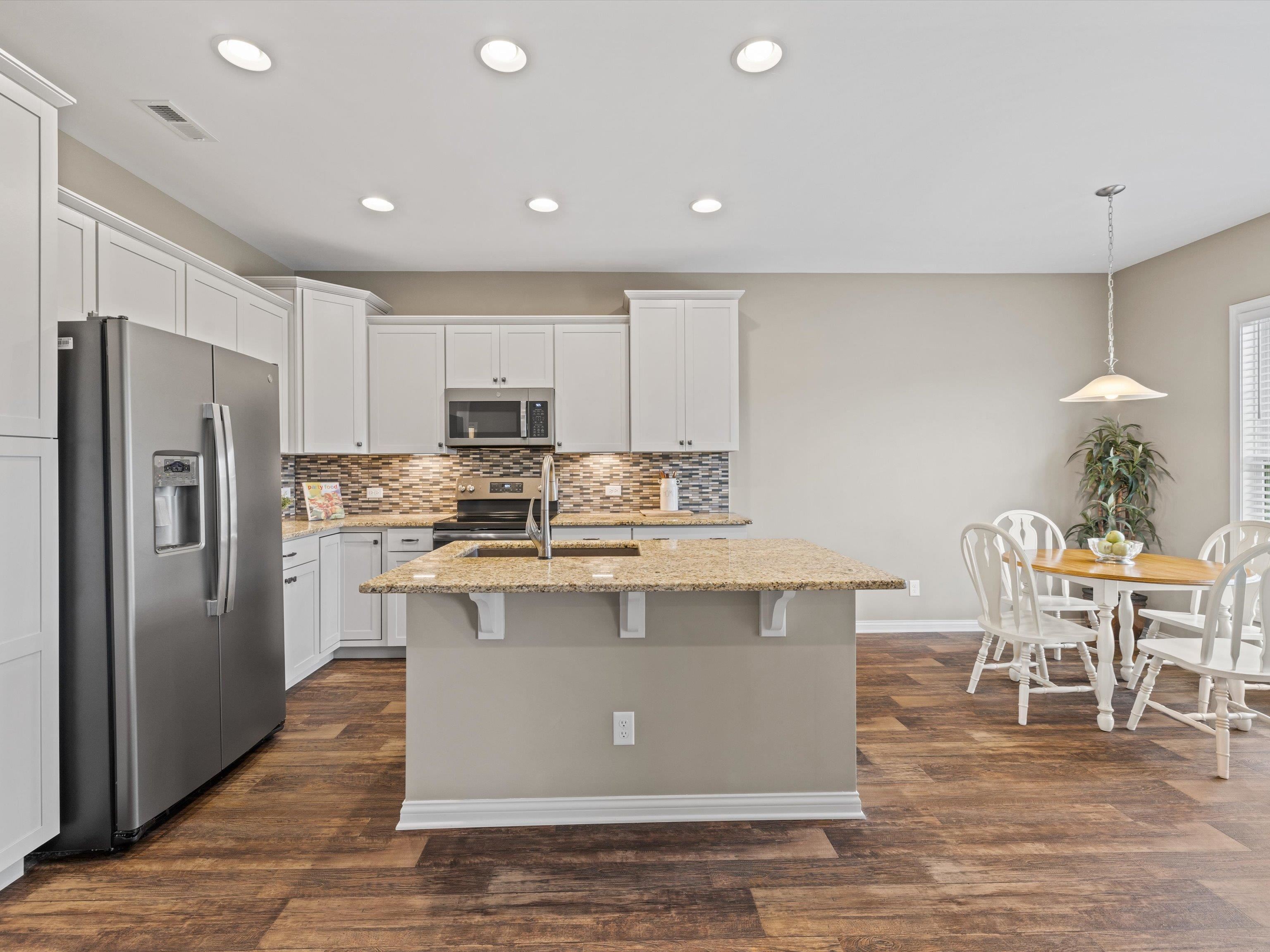 4025 Little Bluestem Drive, Owensboro, Kentucky 42303, 3 Bedrooms Bedrooms, ,2 BathroomsBathrooms,Single Family Residence,For Sale,Little Bluestem Drive,89700