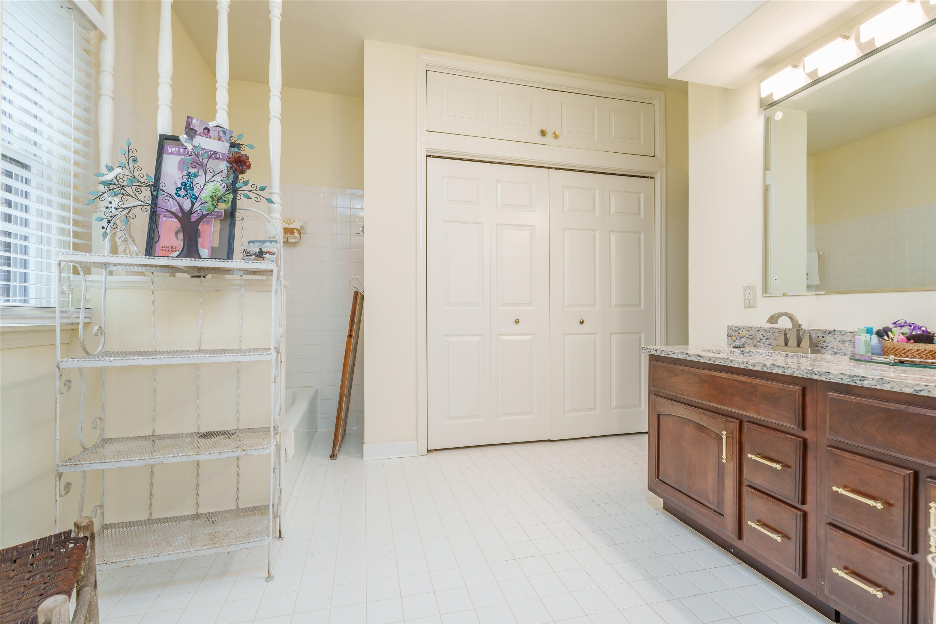 822 Live Oak Place, Owensboro, Kentucky 42303, 2 Bedrooms Bedrooms, ,2 BathroomsBathrooms,Townhouse,For Sale,Live Oak Place,89705