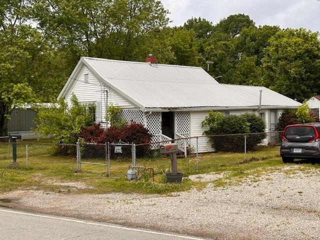 535 Murray Avenue, Cloverport, Kentucky 40111, 2 Bedrooms Bedrooms, ,1 BathroomBathrooms,Single Family Residence,For Sale,Murray Avenue,89706