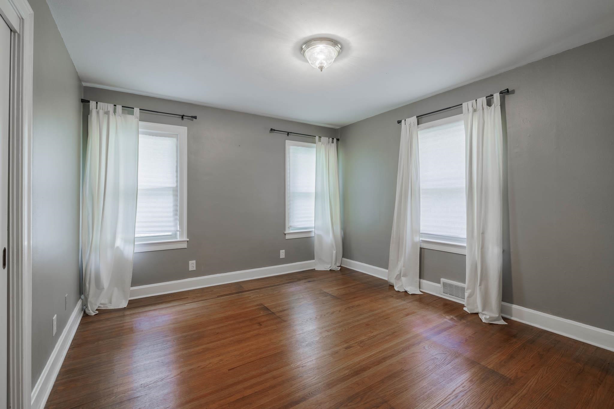 800 Maple Ave, Owensboro, Kentucky 42301-5019, 3 Bedrooms Bedrooms, ,1 BathroomBathrooms,Single Family Residence,For Sale,Maple Ave,89707