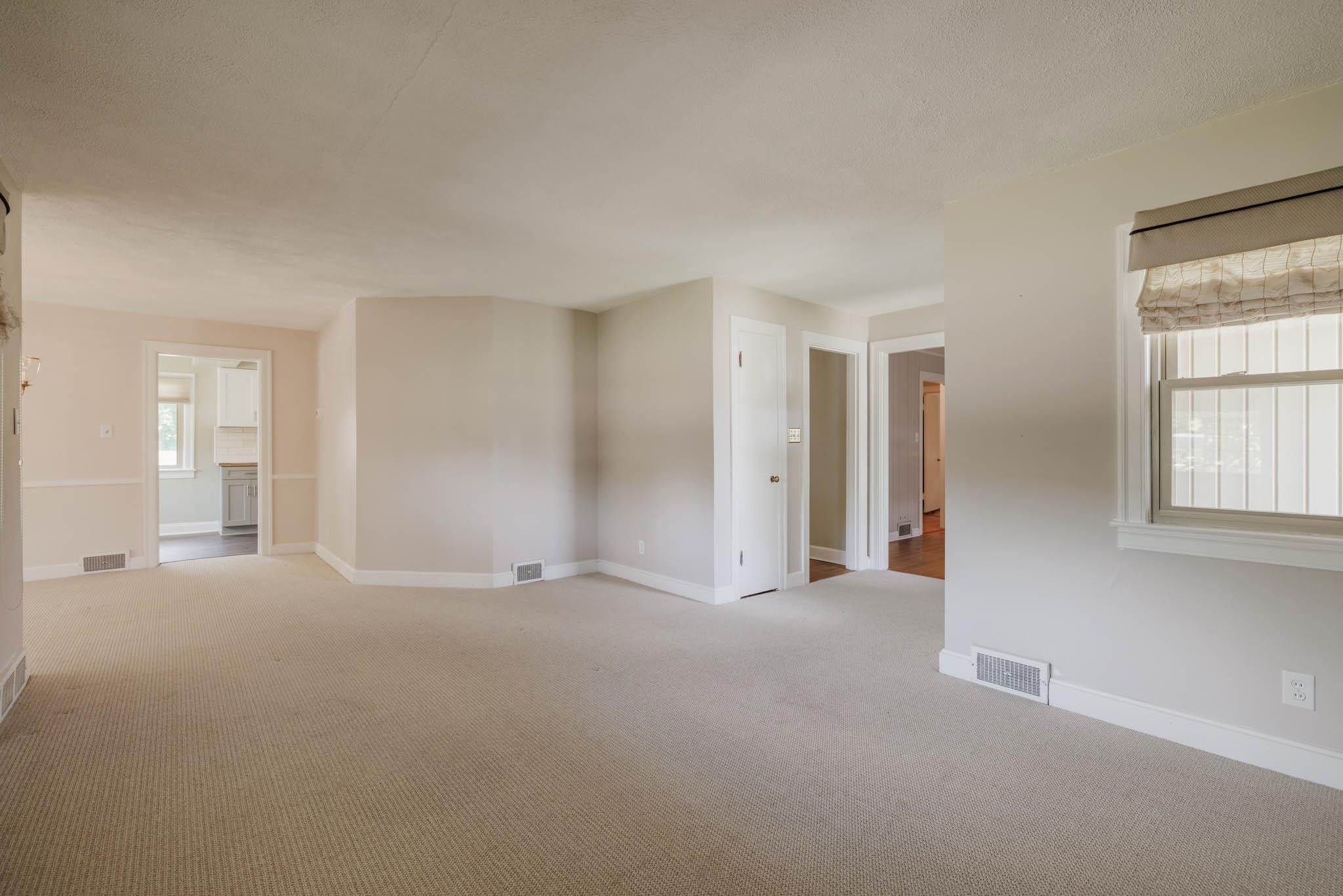 800 Maple Ave, Owensboro, Kentucky 42301-5019, 3 Bedrooms Bedrooms, ,1 BathroomBathrooms,Single Family Residence,For Sale,Maple Ave,89707