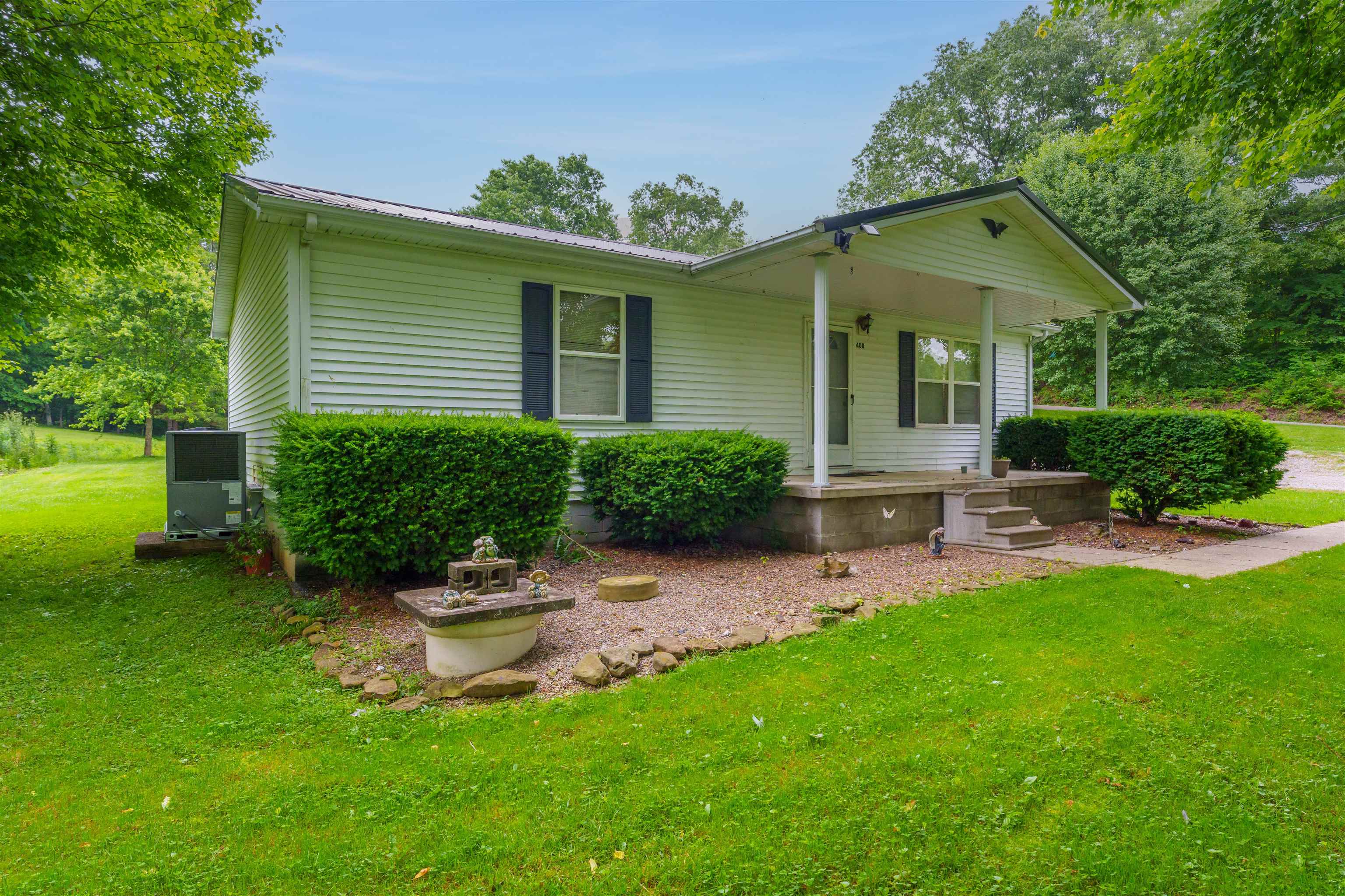 408 Horse Branch Church Lane, Horse Branch, Kentucky 42349, 2 Bedrooms Bedrooms, ,1 BathroomBathrooms,Single Family Residence,For Sale,Horse Branch Church Lane,89708