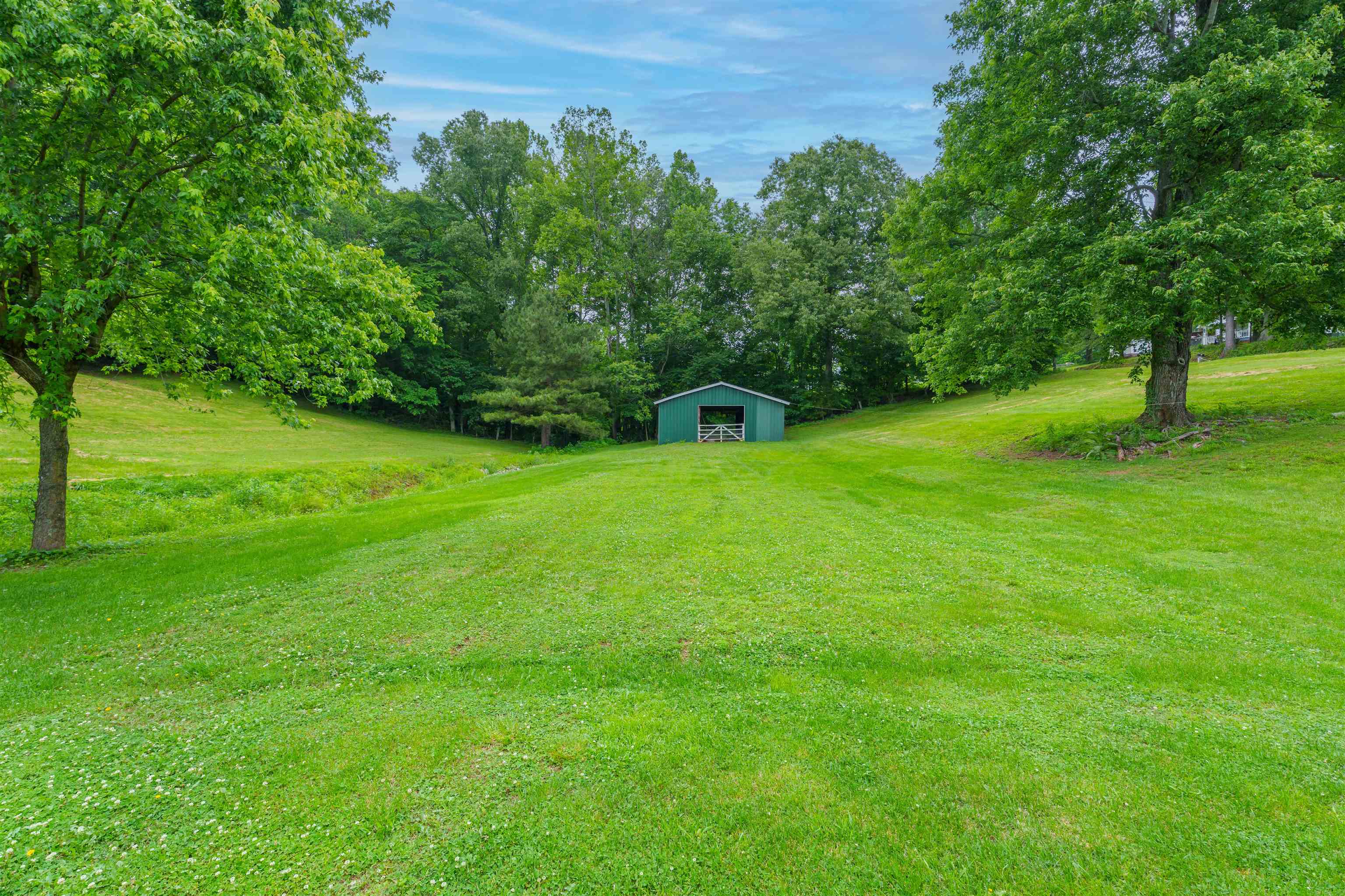 408 Horse Branch Church Lane, Horse Branch, Kentucky 42349, 2 Bedrooms Bedrooms, ,1 BathroomBathrooms,Single Family Residence,For Sale,Horse Branch Church Lane,89708