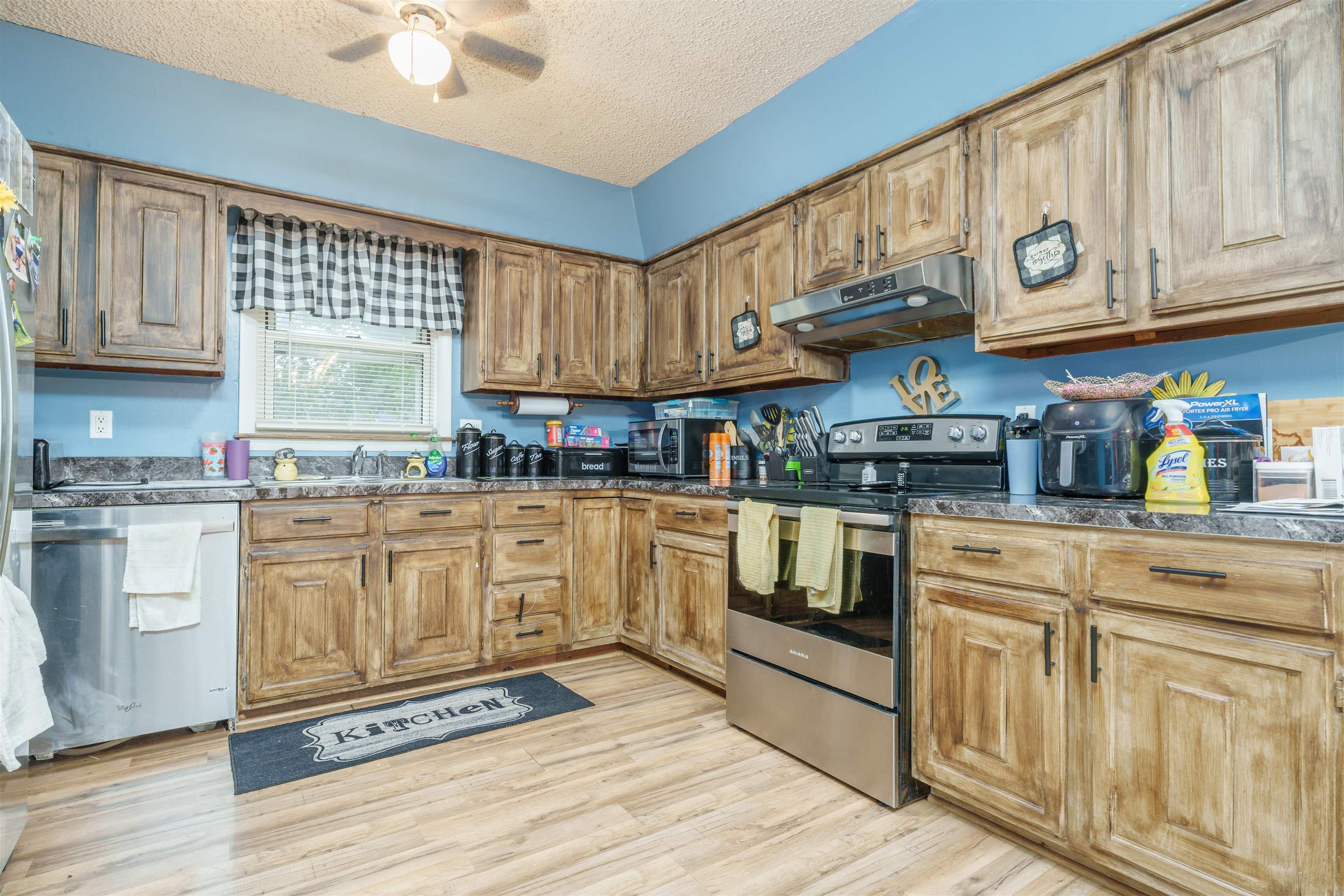 8524 Eastland Dr, Spottsville, Kentucky 42458, 4 Bedrooms Bedrooms, ,2 BathroomsBathrooms,Single Family Residence,For Sale,Eastland Dr,89709