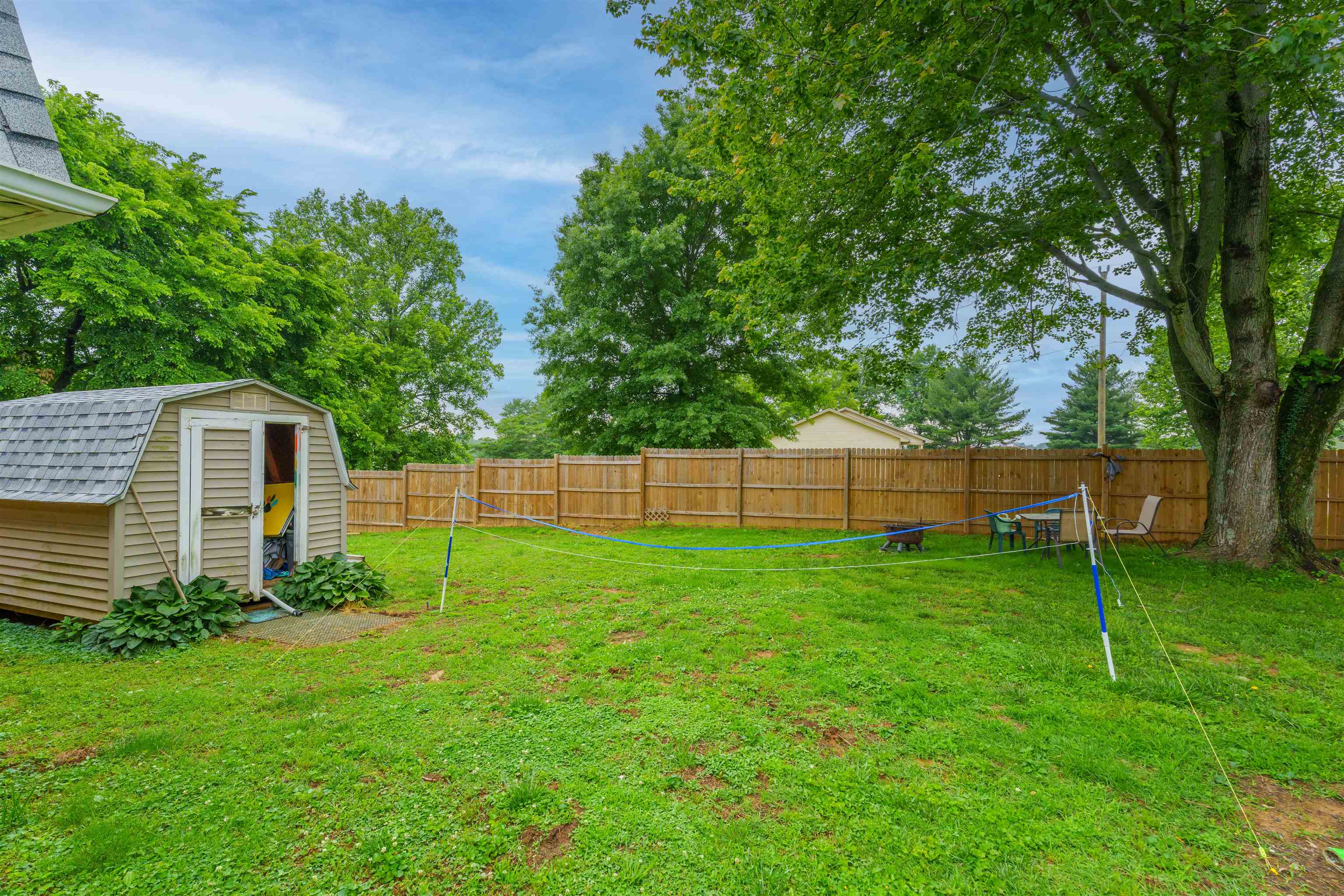 8524 Eastland Dr, Spottsville, Kentucky 42458, 4 Bedrooms Bedrooms, ,2 BathroomsBathrooms,Single Family Residence,For Sale,Eastland Dr,89709