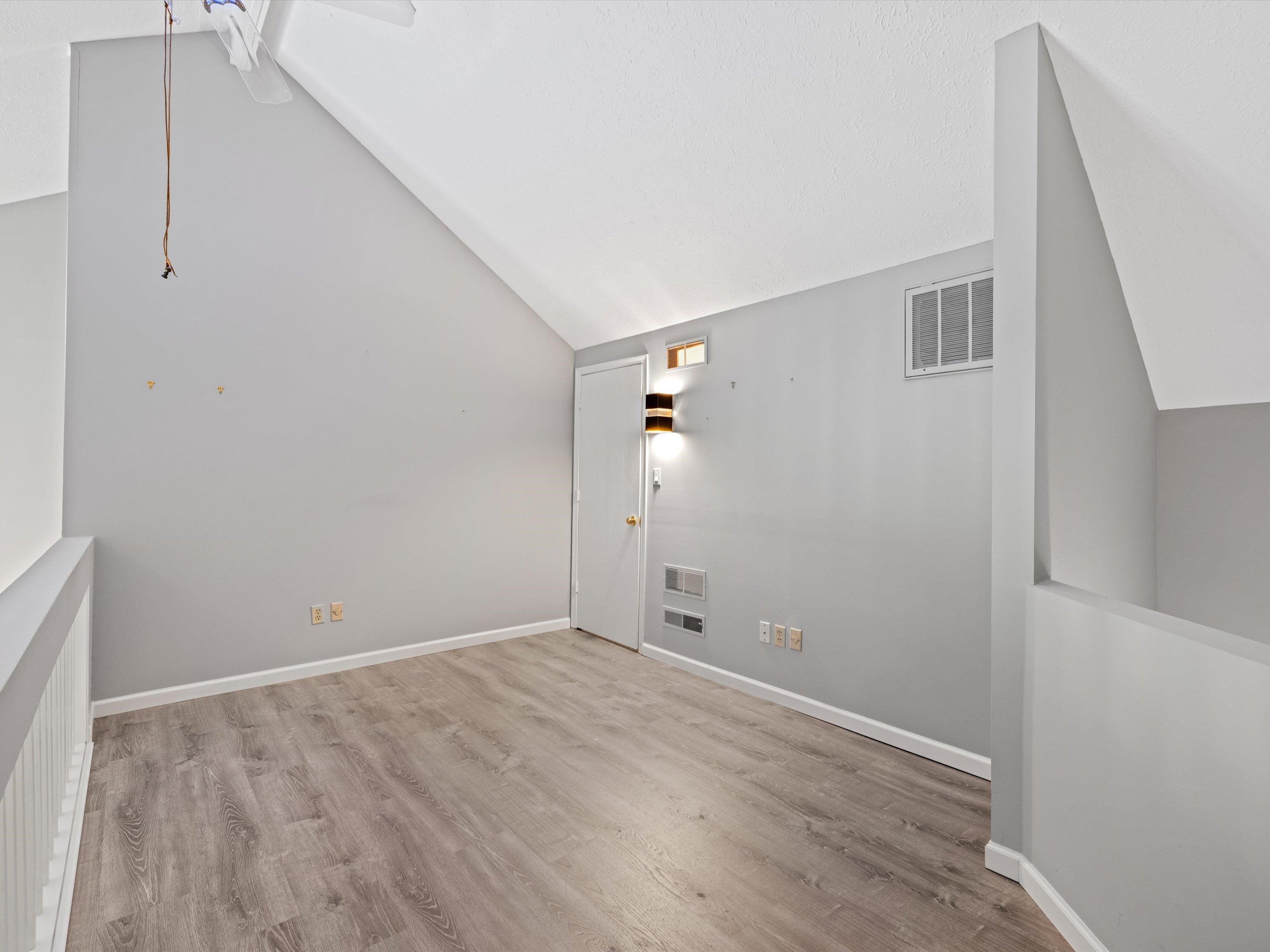 4321 Loft Cove, Owensboro, Kentucky 42303, 2 Bedrooms Bedrooms, ,1 BathroomBathrooms,Townhouse,For Sale,Loft Cove,89712