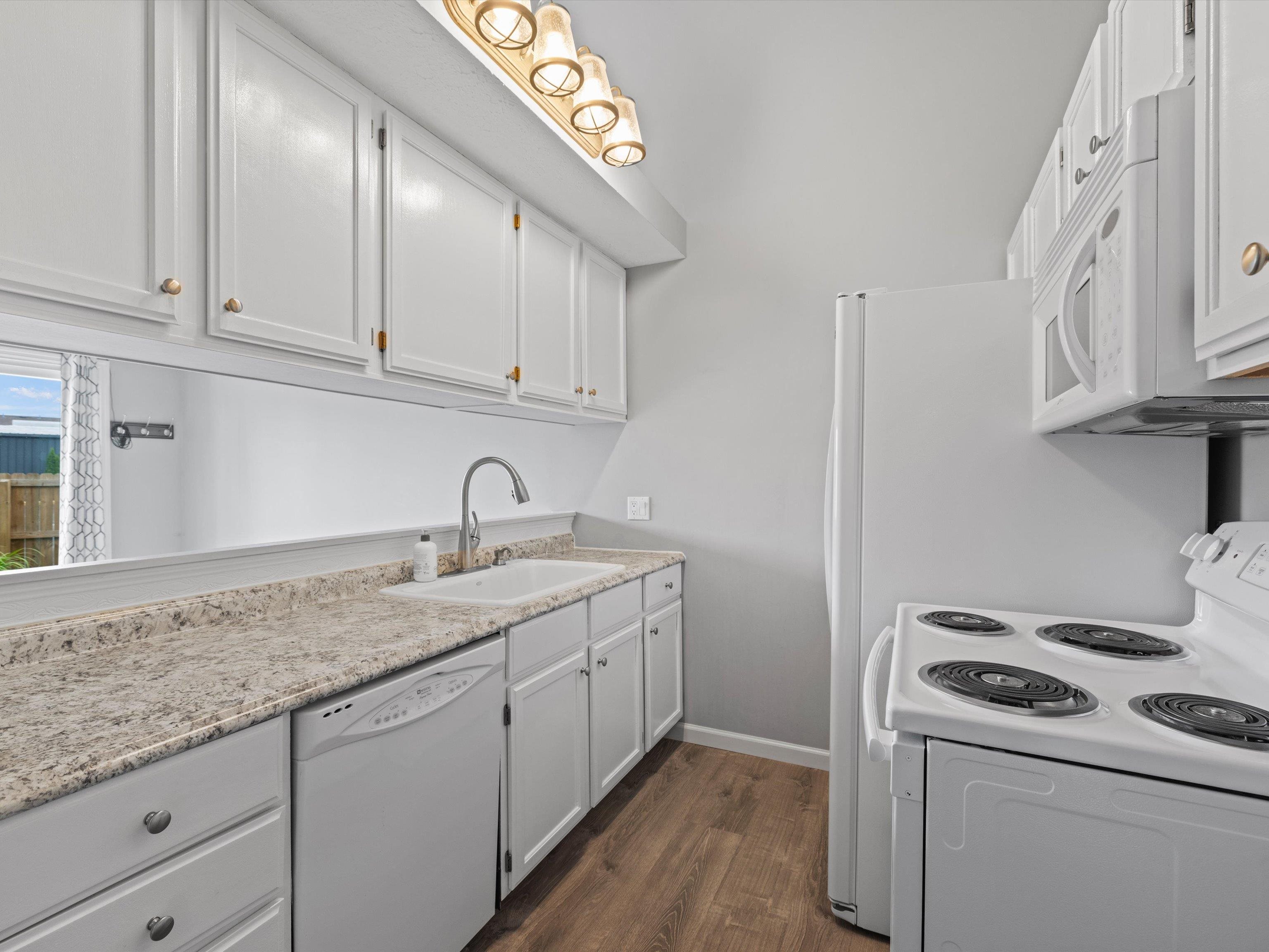 4321 Loft Cove, Owensboro, Kentucky 42303, 2 Bedrooms Bedrooms, ,1 BathroomBathrooms,Townhouse,For Sale,Loft Cove,89712