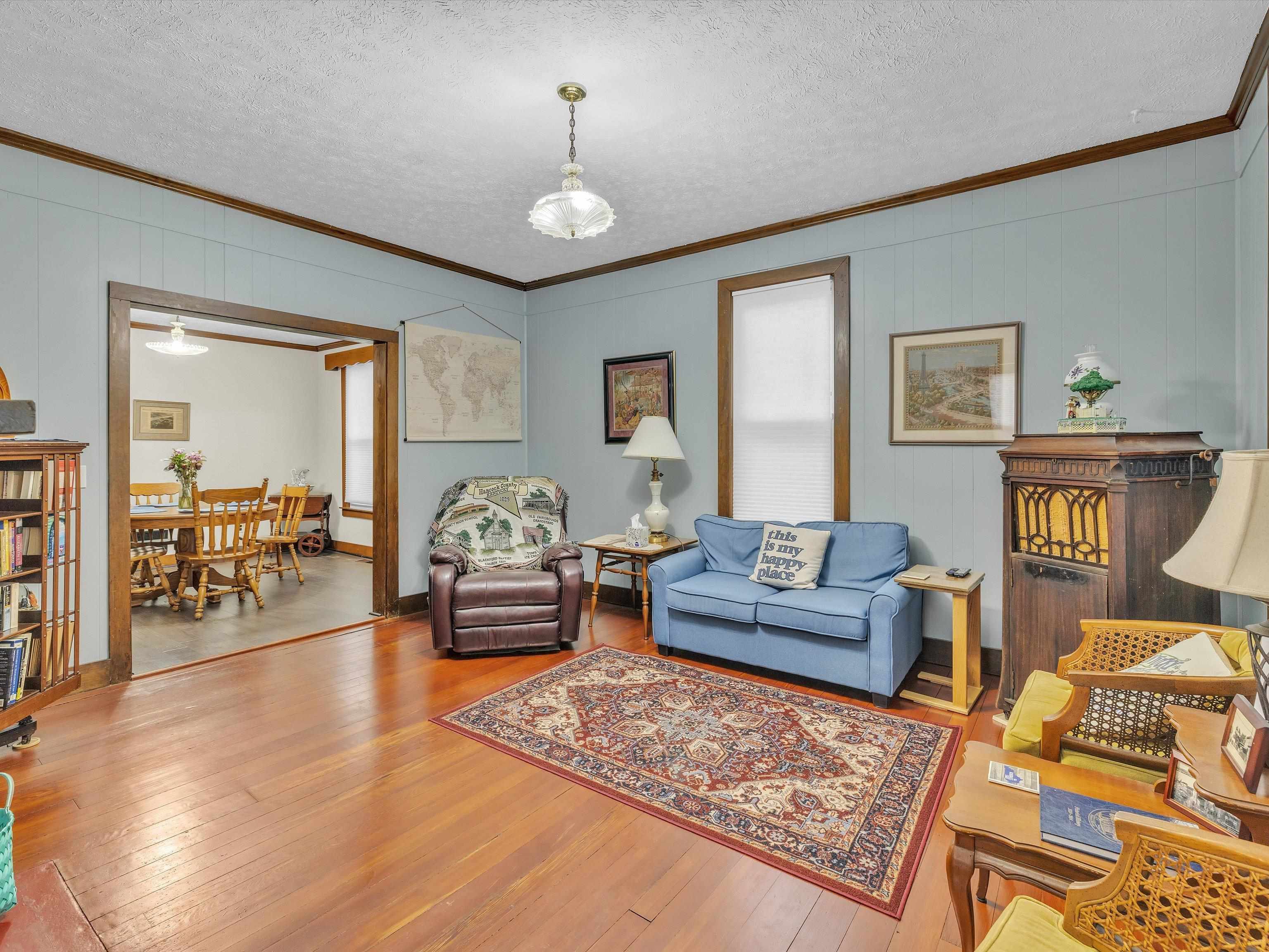 140 Main St, Hawesville, Kentucky 42348, 2 Bedrooms Bedrooms, ,1 BathroomBathrooms,Single Family Residence,For Sale,Main St,89713