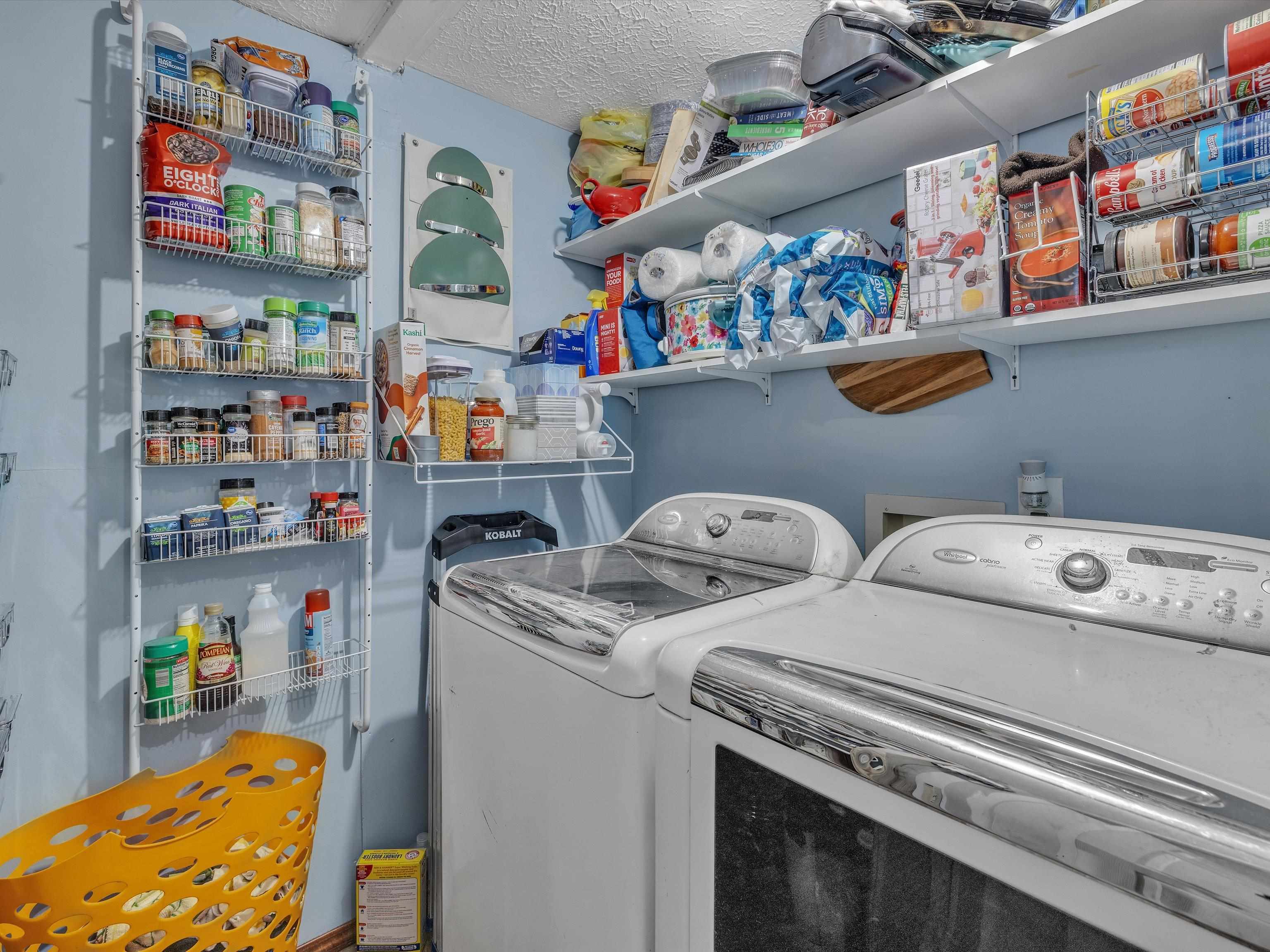 2424 Strickland Drive, Owensboro, Kentucky 42301, 3 Bedrooms Bedrooms, ,1 BathroomBathrooms,Single Family Residence,For Sale,Strickland Drive,89714