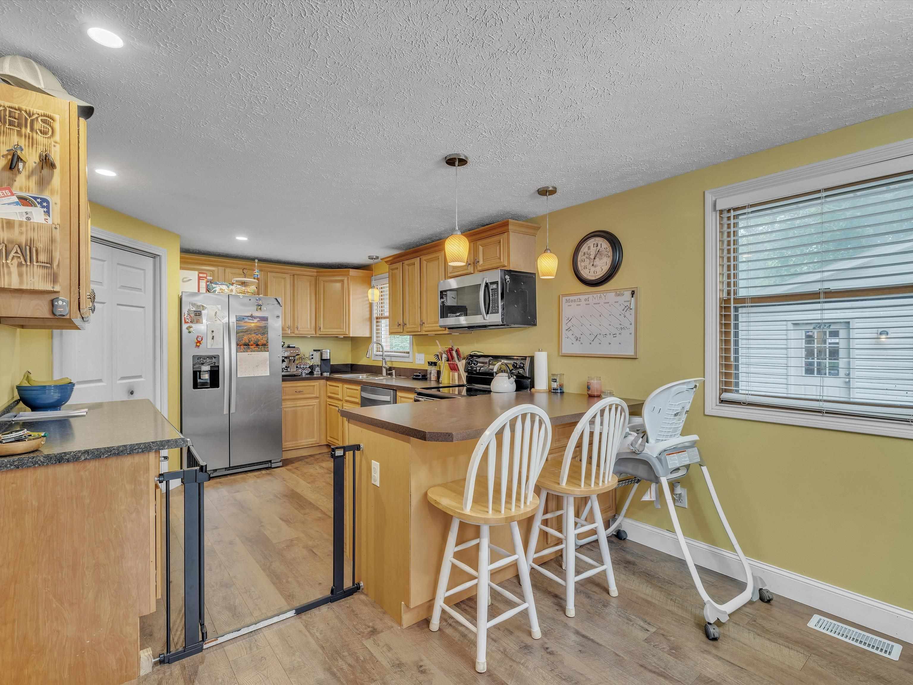 2424 Strickland Drive, Owensboro, Kentucky 42301, 3 Bedrooms Bedrooms, ,1 BathroomBathrooms,Single Family Residence,For Sale,Strickland Drive,89714