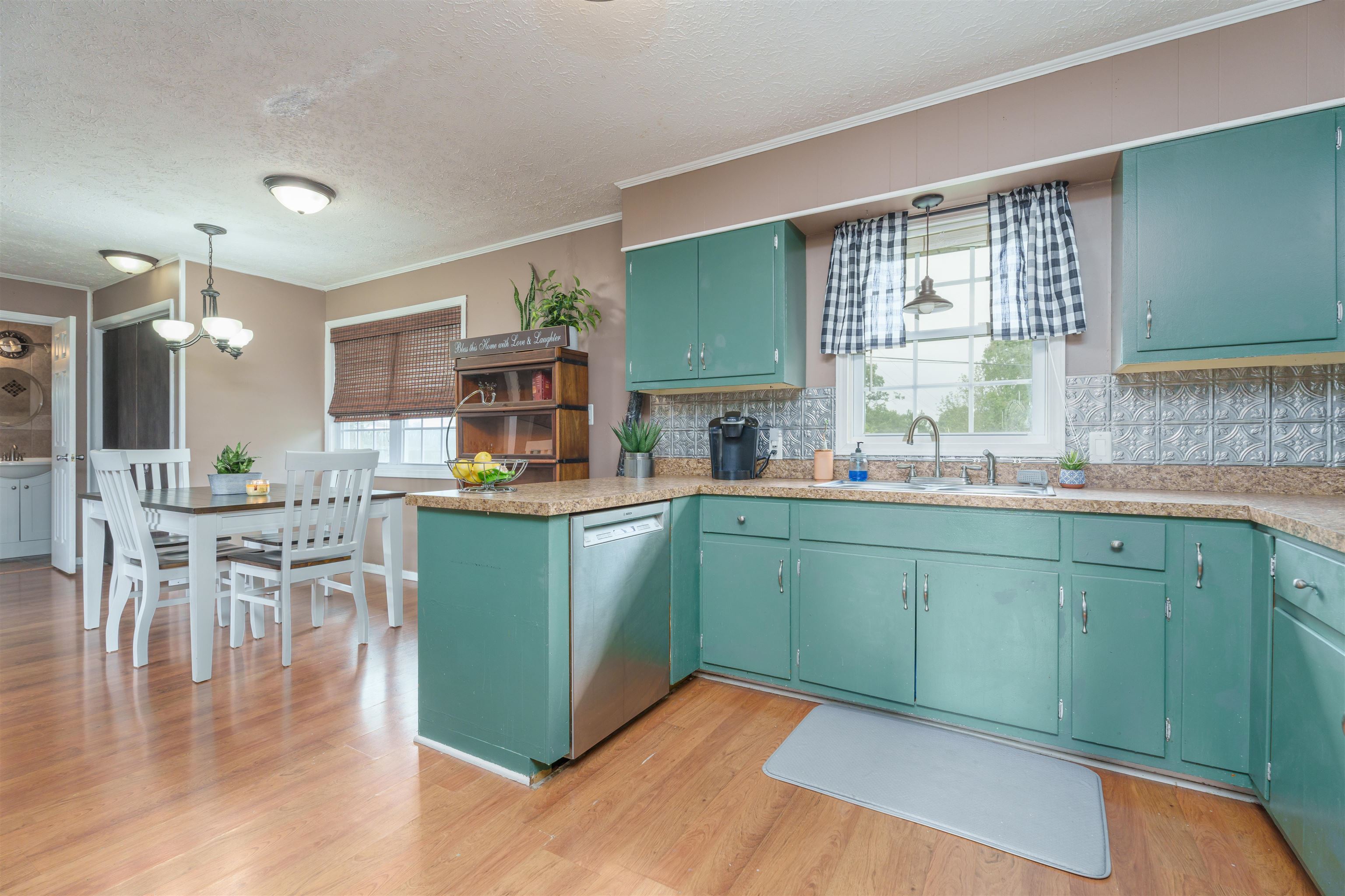 3252 Highway 231, Beaver Dam, Kentucky 42320, 3 Bedrooms Bedrooms, ,2 BathroomsBathrooms,Single Family Residence,For Sale,Highway 231,89716
