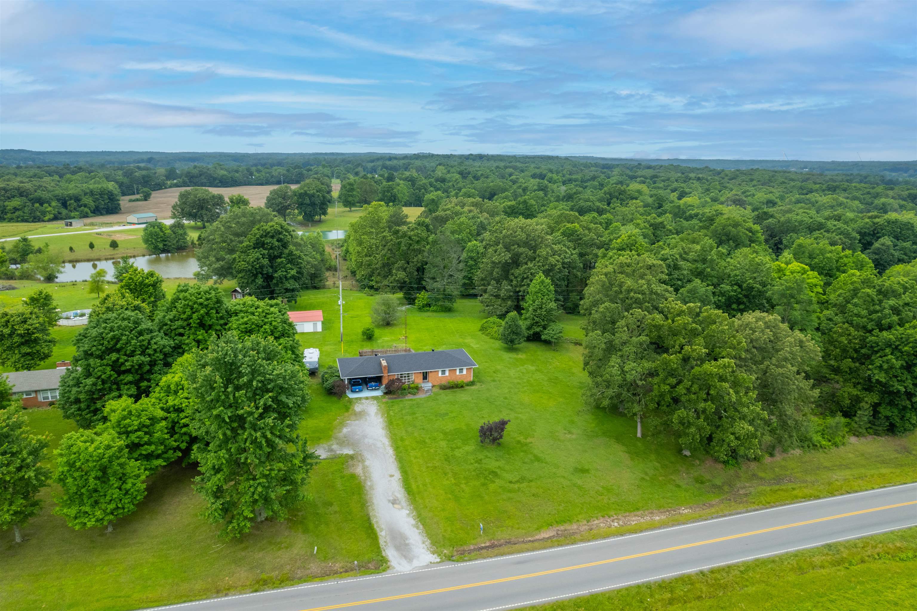3252 Highway 231, Beaver Dam, Kentucky 42320, 3 Bedrooms Bedrooms, ,2 BathroomsBathrooms,Single Family Residence,For Sale,Highway 231,89716