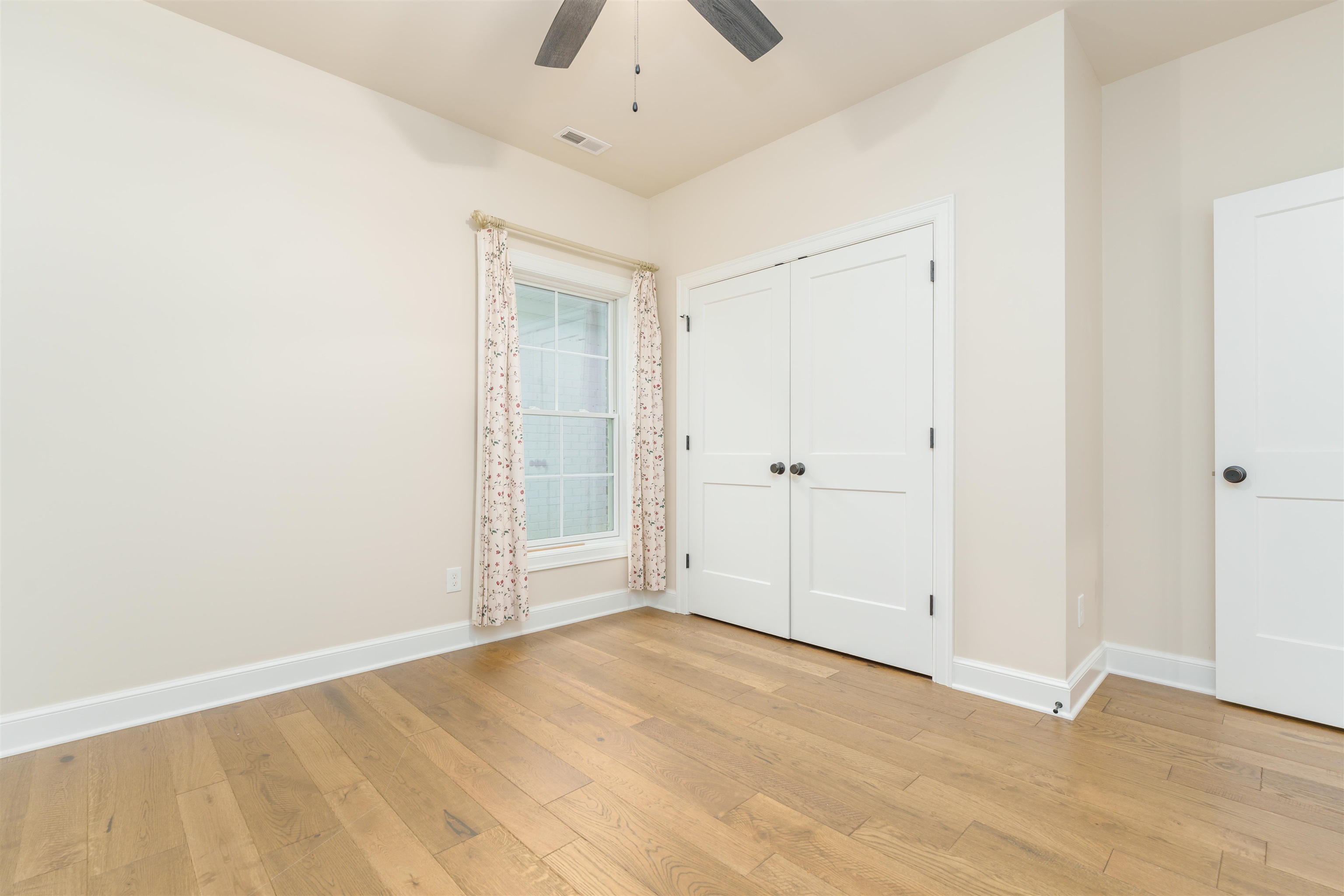 1119 Hill Ave, Owensboro, Kentucky 42301, 2 Bedrooms Bedrooms, ,2 BathroomsBathrooms,Single Family Residence,For Sale,Hill Ave,89717