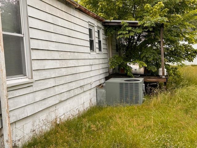 420 Sturgis Rd, Marion, Kentucky 42064, 3 Bedrooms Bedrooms, ,1 BathroomBathrooms,Single Family Residence,For Sale,Sturgis Rd,89718