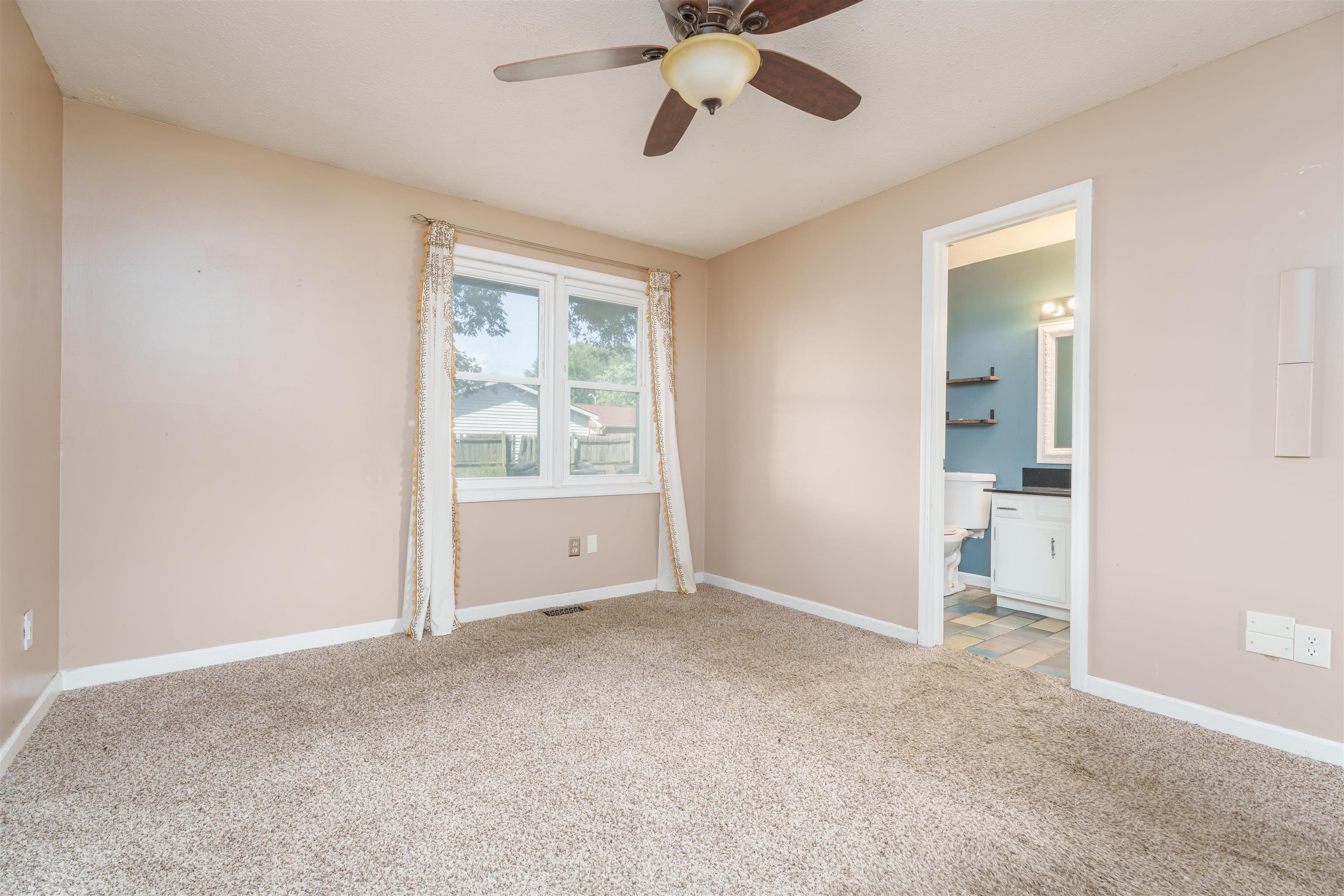 2435 Thornton Ave, Owensboro, Kentucky 42301, 3 Bedrooms Bedrooms, ,2 BathroomsBathrooms,Single Family Residence,For Sale,Thornton Ave,89726