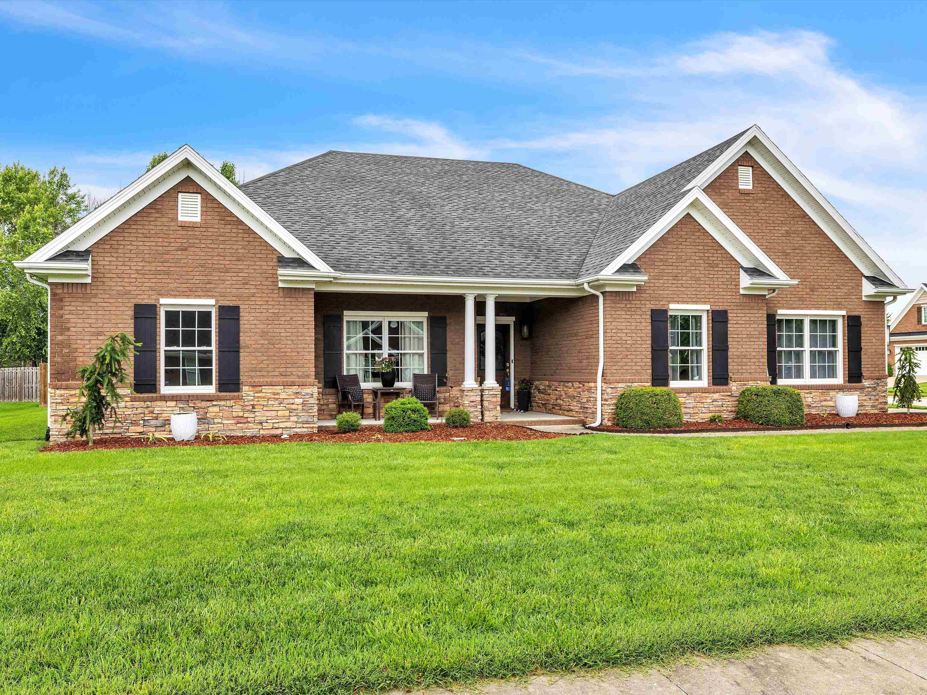 2040 Spring Creek Trace, Owensboro, Kentucky 42301, 3 Bedrooms Bedrooms, ,2 BathroomsBathrooms,Single Family Residence,For Sale,Spring Creek Trace,89727