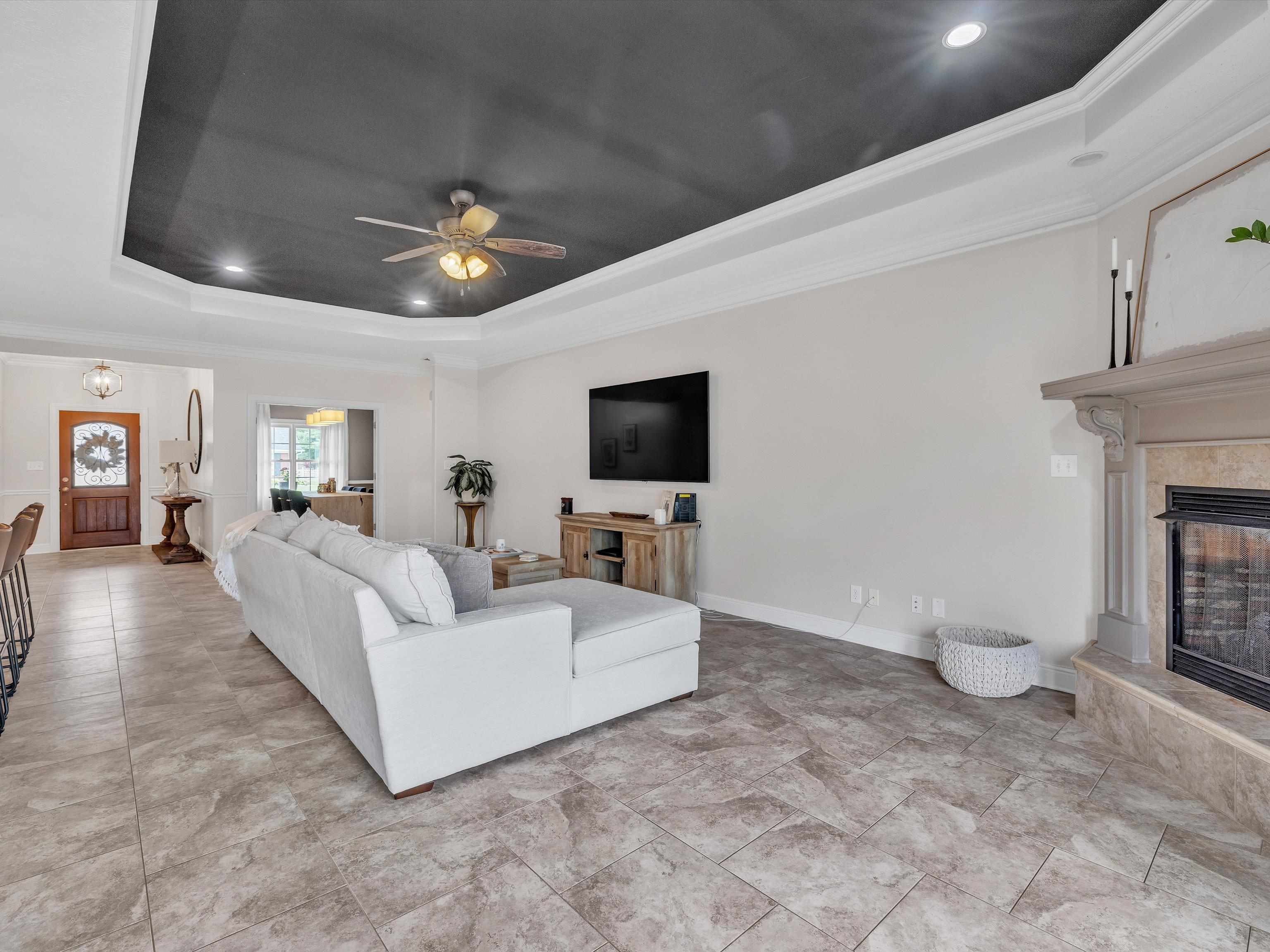 2040 Spring Creek Trace, Owensboro, Kentucky 42301, 3 Bedrooms Bedrooms, ,2 BathroomsBathrooms,Single Family Residence,For Sale,Spring Creek Trace,89727