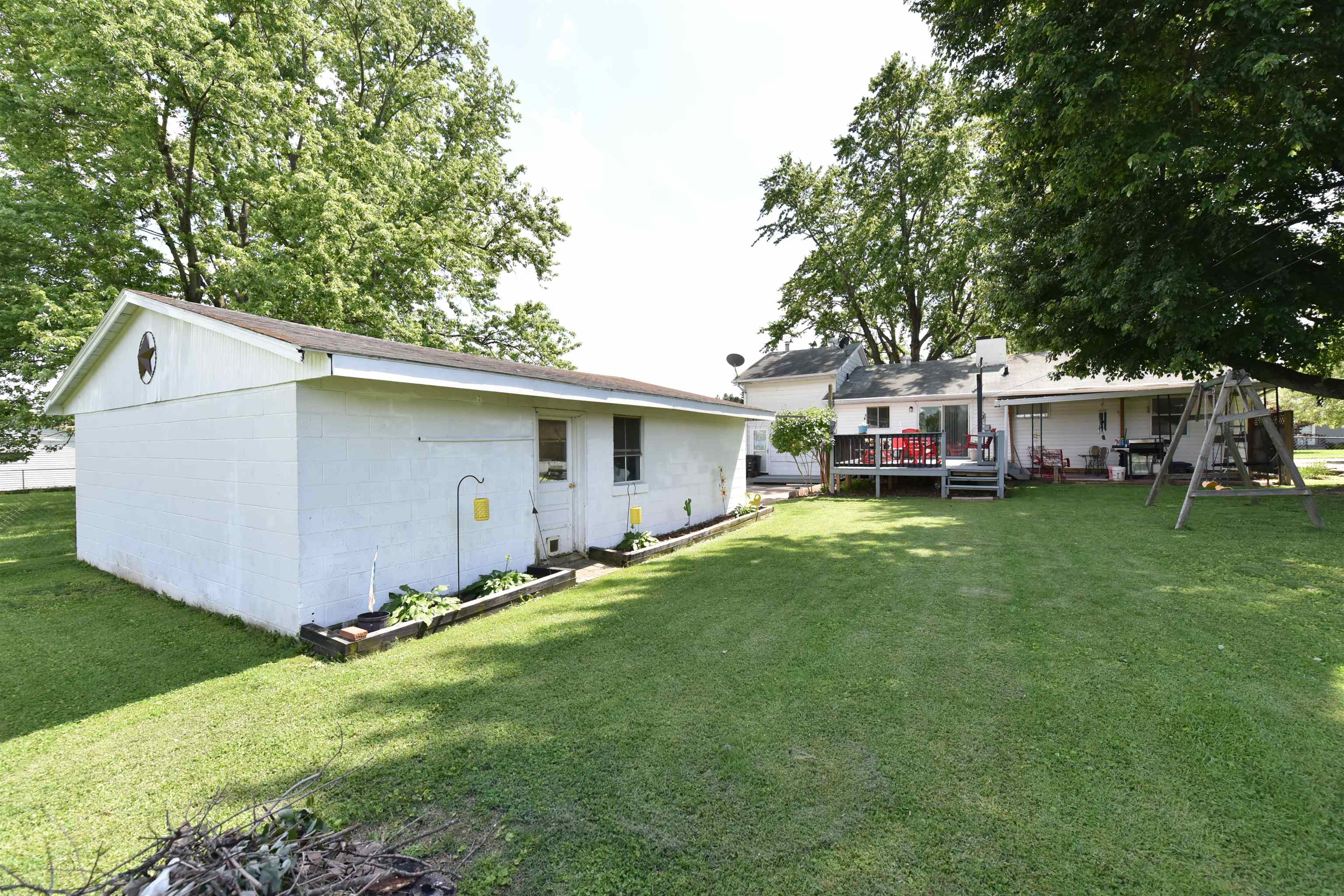 901 James Garrard Drive, Owensboro, Kentucky 42303-0000, 3 Bedrooms Bedrooms, ,2 BathroomsBathrooms,Ranch,For Sale,James Garrard Drive,89732