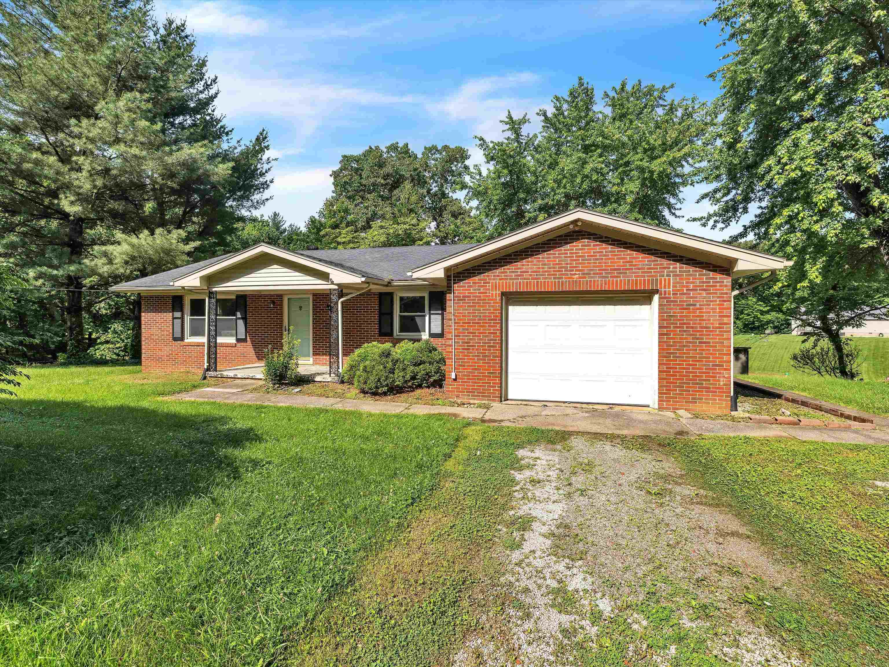 8001 Boteler Rd, Philpot, Kentucky 42366, 3 Bedrooms Bedrooms, ,2 BathroomsBathrooms,Single Family Residence,For Sale,Boteler Rd,89733